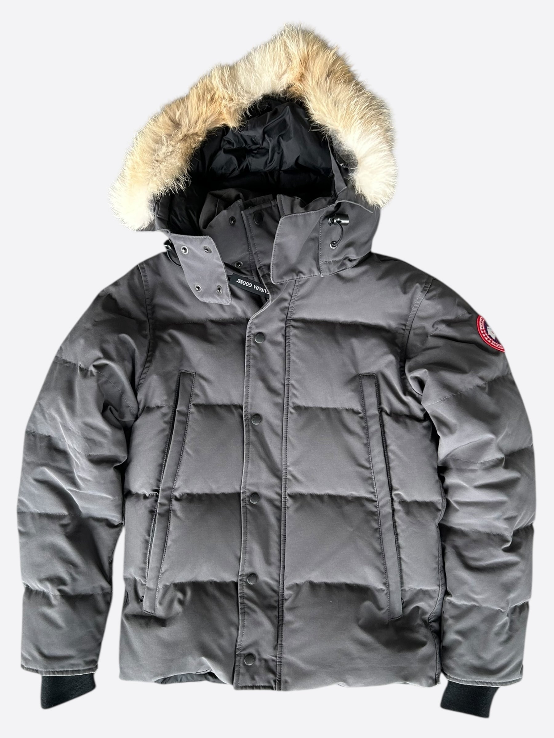 Canada Goose Graphite Wyndham Men's Parka - Premium Winter Jacket for Extreme Cold Weather - Perfect for Snowboarding, Skiing & Outdoor Adventures