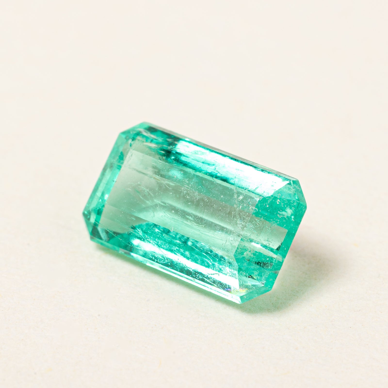 1.24ct Rectangular Step Cut Loose Emerald Gemstone for Jewelry Making - Engagement Rings, Pendants & Earrings | Natural Green Emerald Stone for DIY Crafting