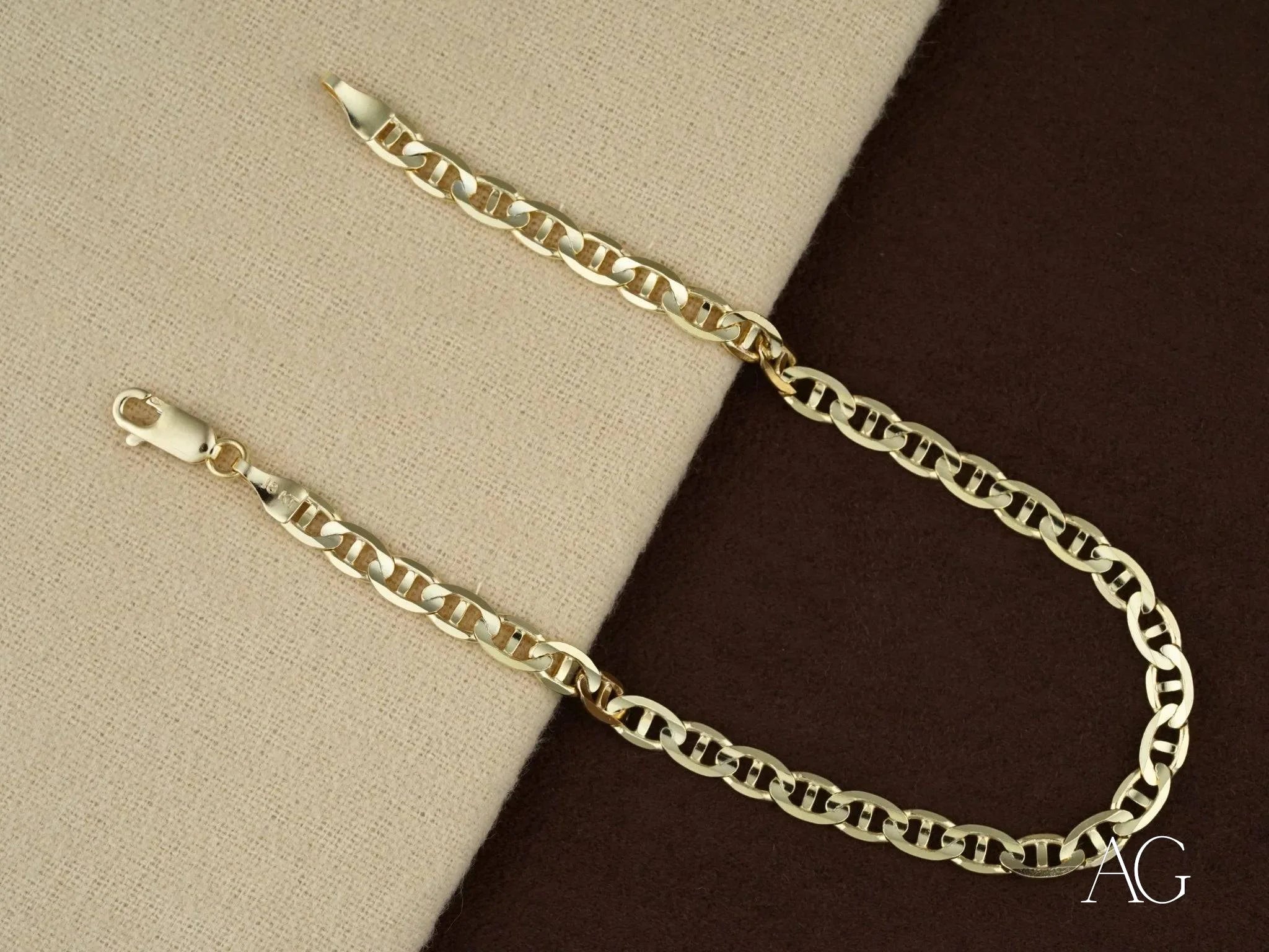 18K Solid Gold Navy Link Bracelet for Women - Elegant & Durable Jewelry Gift for Her - Perfect for Weddings, Anniversaries & Special Occasions