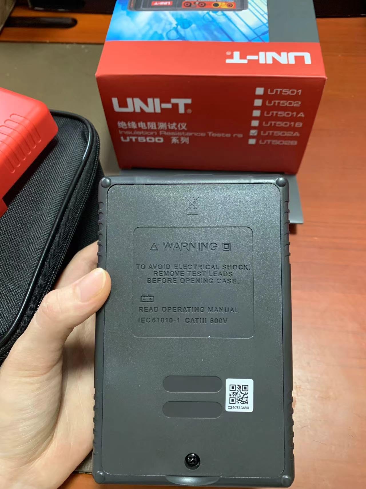 Uni-T UT502A Digital Insulation Resistance Tester - 2000 Count LCD Backlight Display, Earth Resistance & Voltage Meter - Perfect for Electricians, HVAC Technicians & Home Electrical Safety Testing