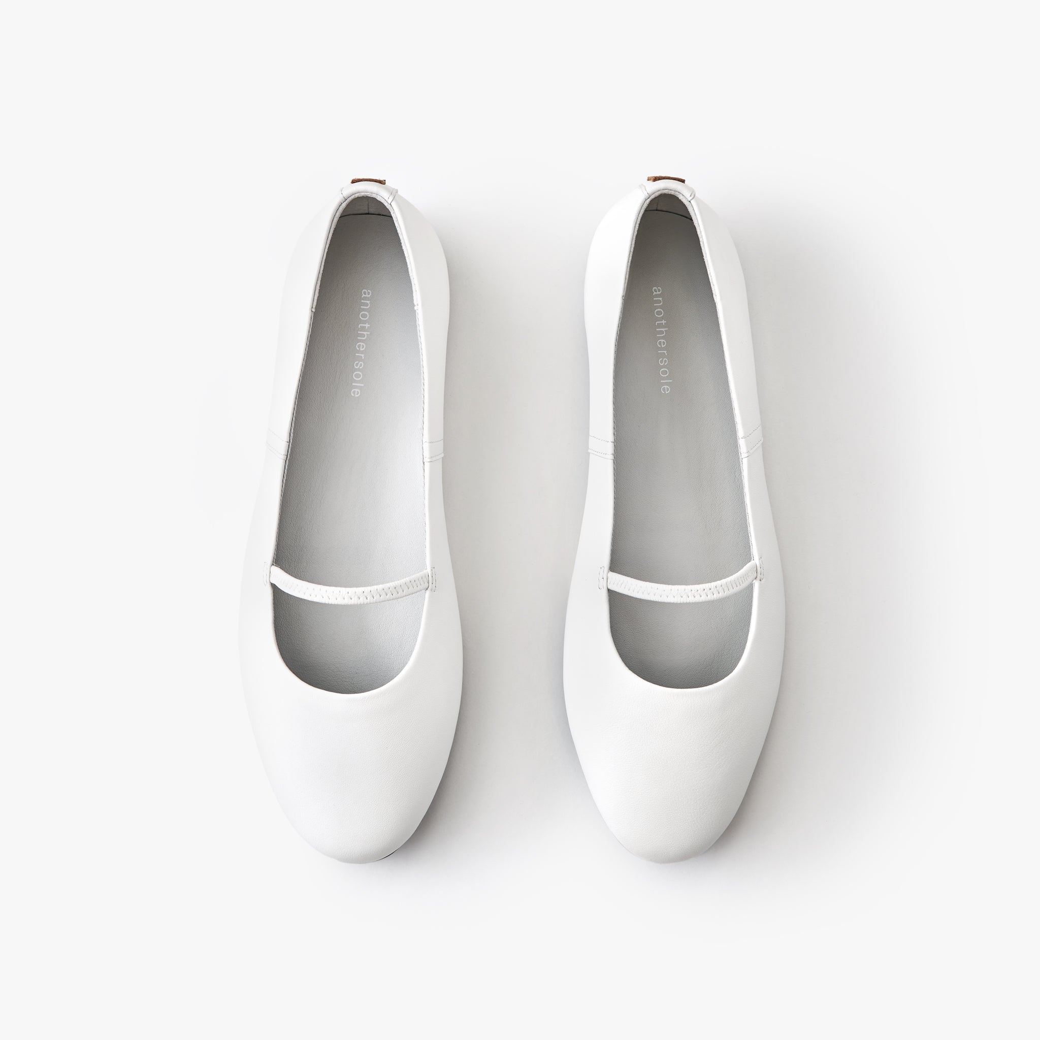 Comfortable White Travel Flats for Women - Lightweight Foldable Ballet Shoes for Walking, Airplane & Vacation - Perfect for Travel, Work & Casual Outfits