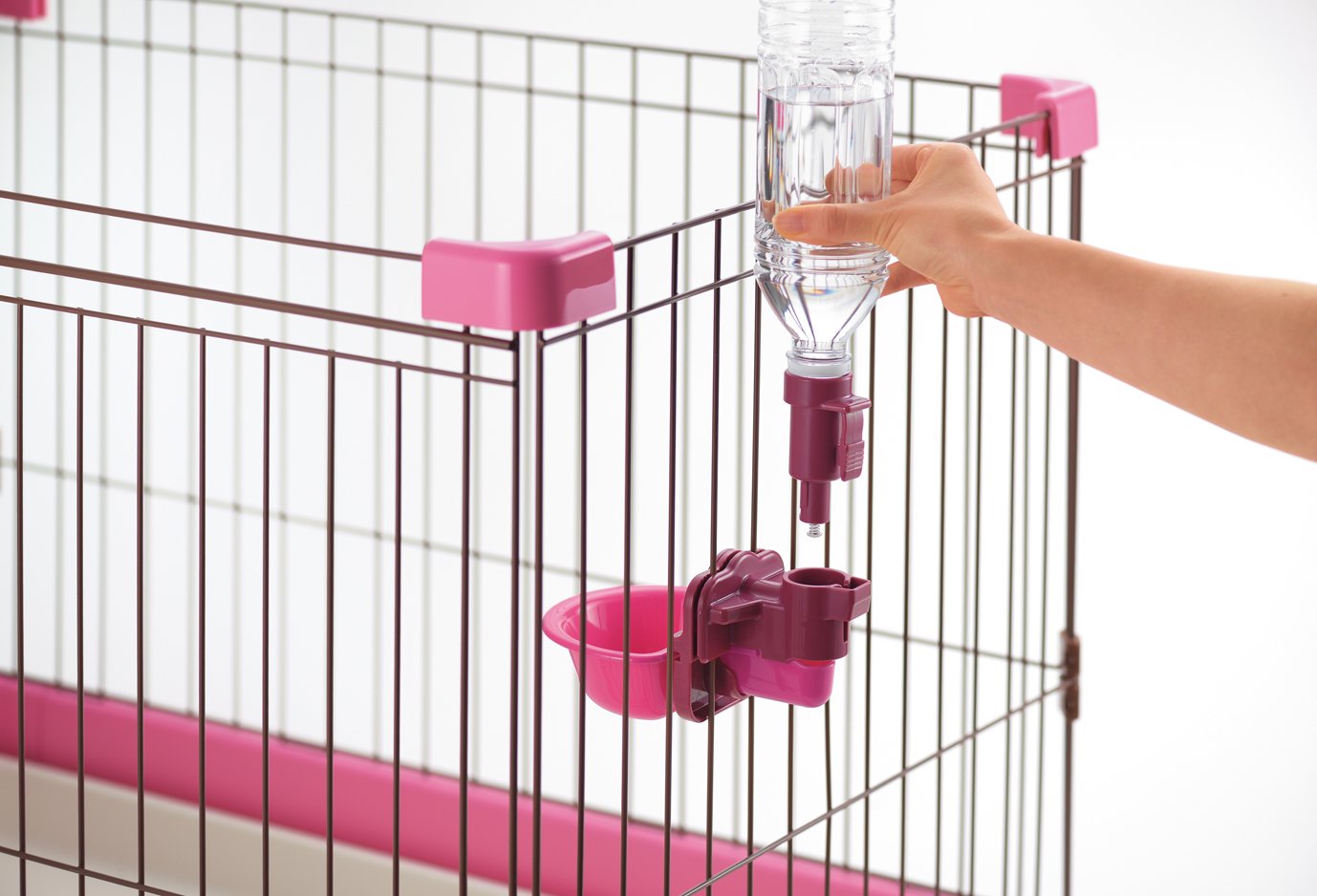 Richell Pink Pet Water Dish for Cats & Dogs - Indoor Use
