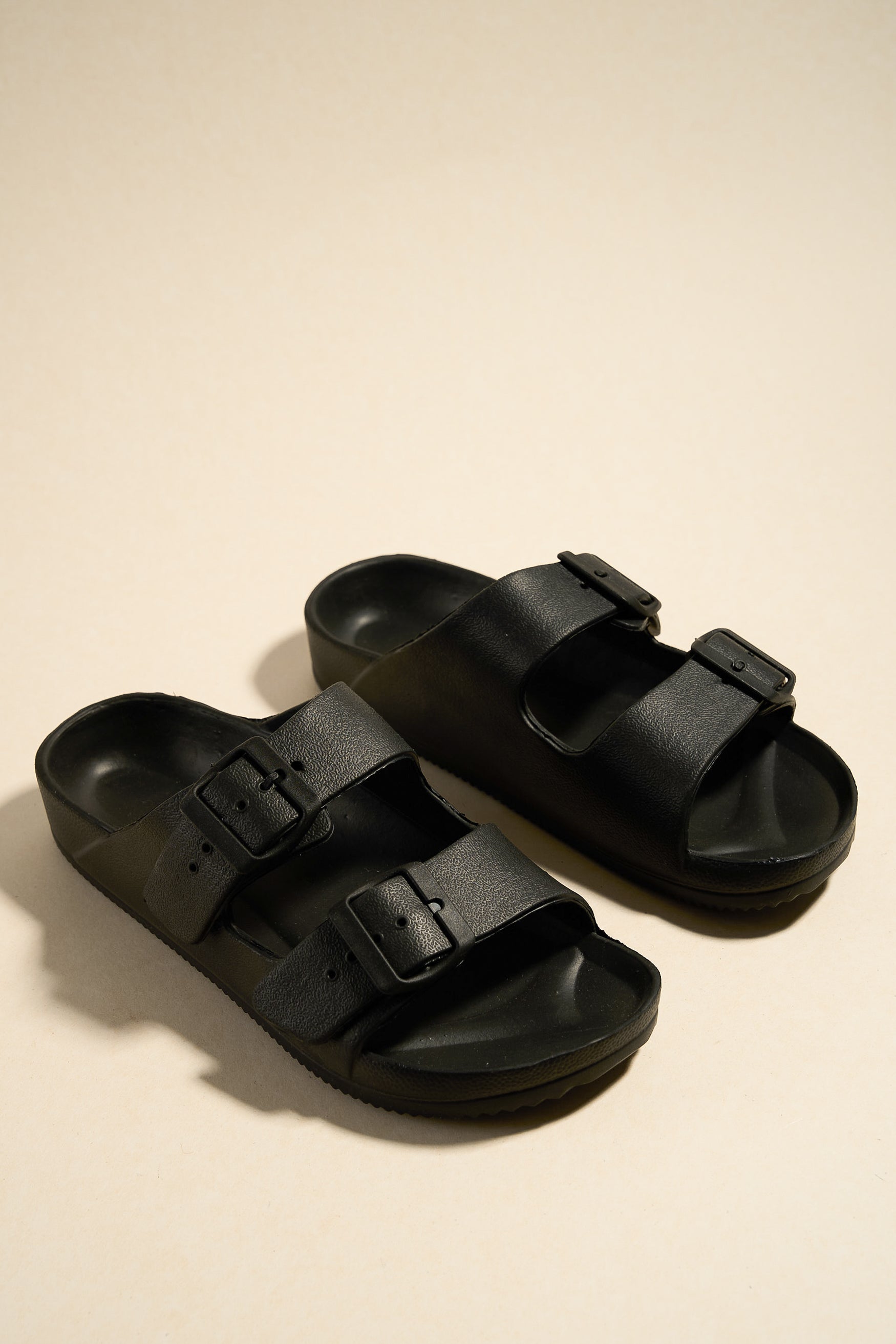 Cool Black Double Buckle Slides - Comfortable Summer Sandals for Men & Women | Perfect for Beach, Pool, and Casual Outings
