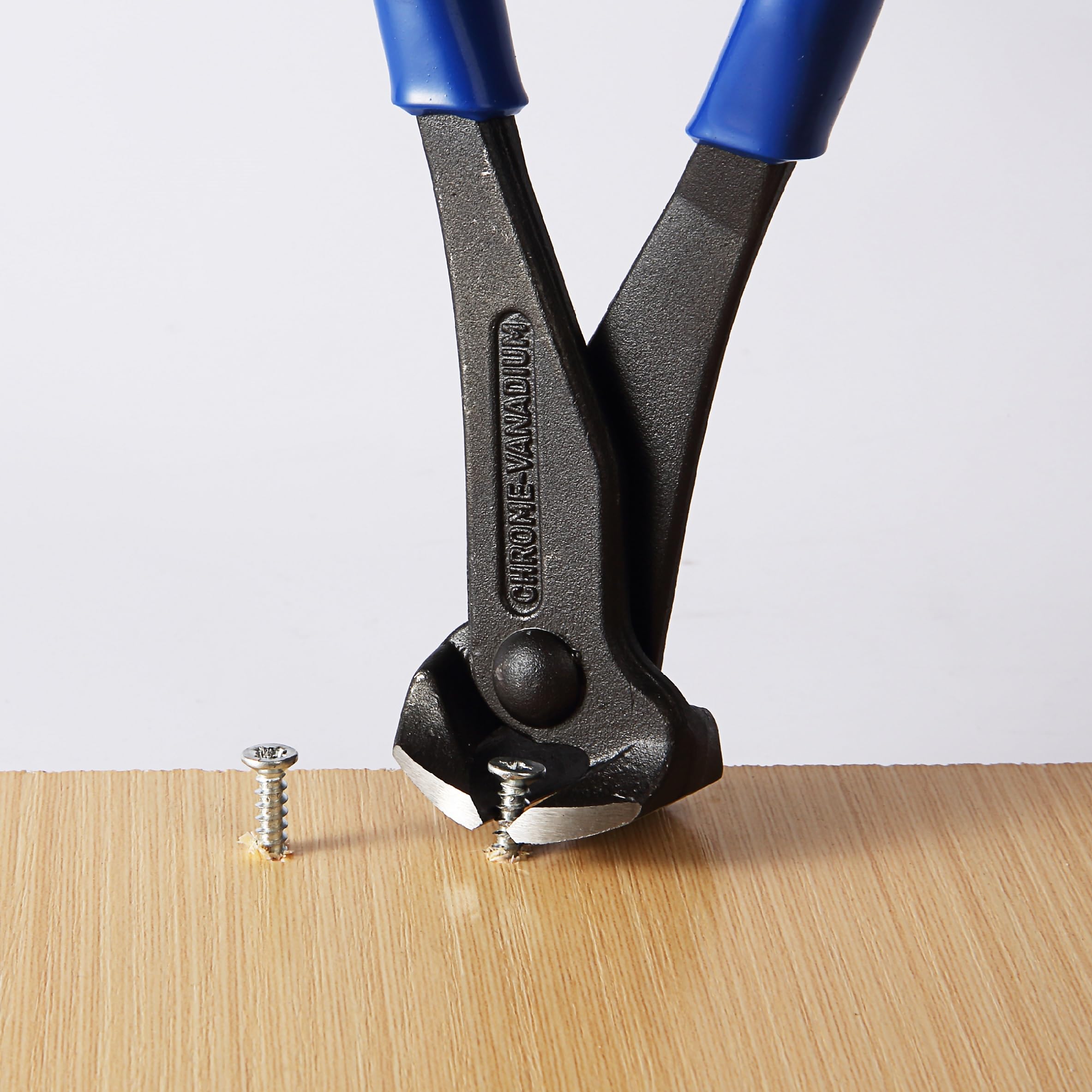 Bates Blue Nail Puller - Heavy Duty Nail Remover & Staple Puller Tool - End Cutting Pliers for Carpentry, Construction & DIY Projects - Perfect for Removing Nails, Staples & Fasteners from Wood & Drywall