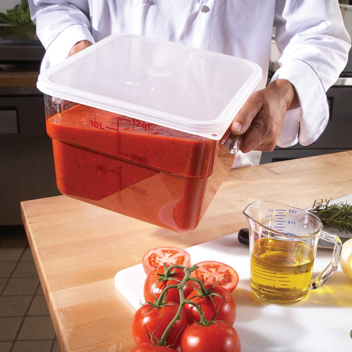 Cambro 12SFSCW135 CamSquare Camwear 12 qt Clear Food Storage Container - Durable, BPA-Free for Kitchen, Restaurant & Meal Prep
