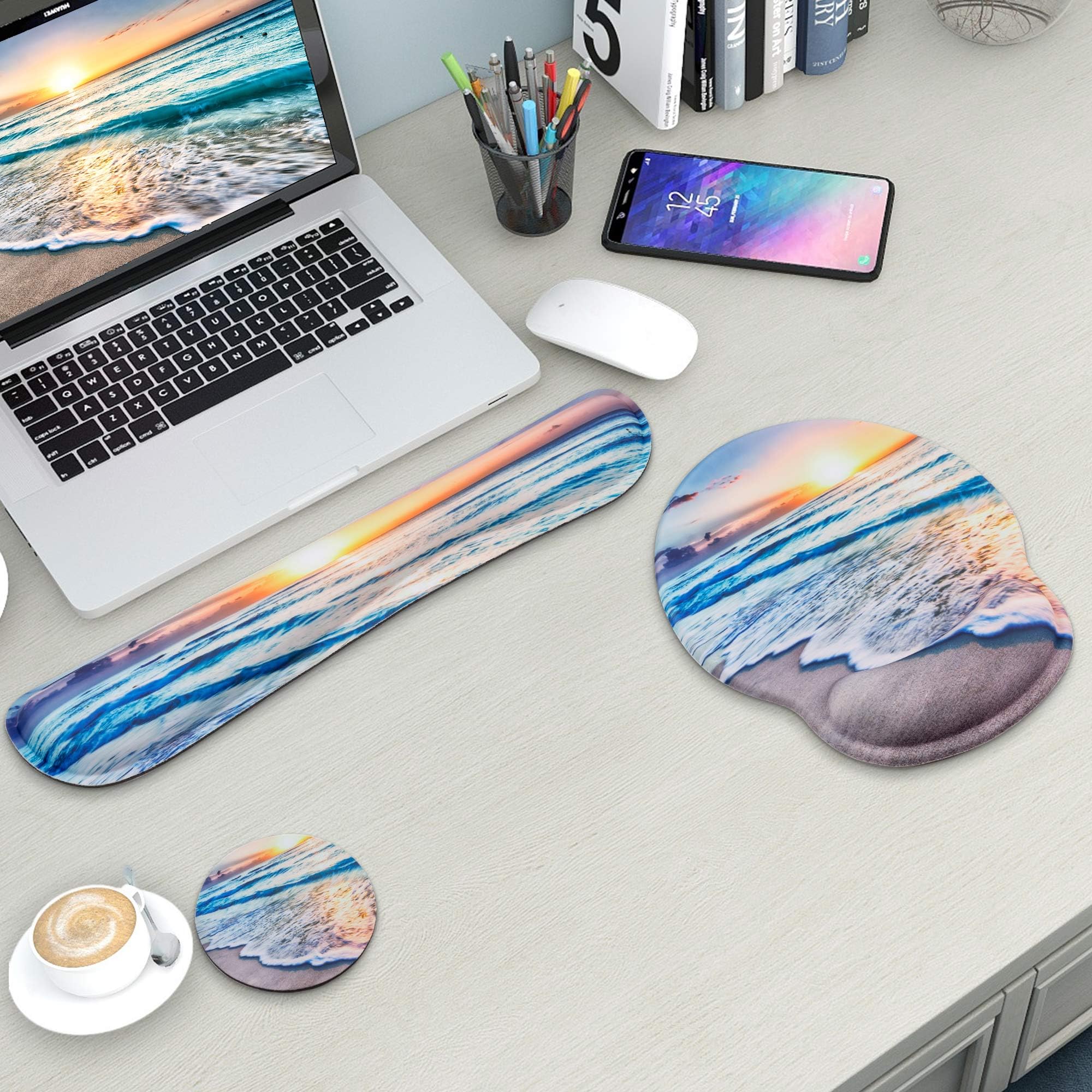 Ergonomic Mouse Pad & Wrist Rest - Non-Slip PU Base for Gaming & Office Use