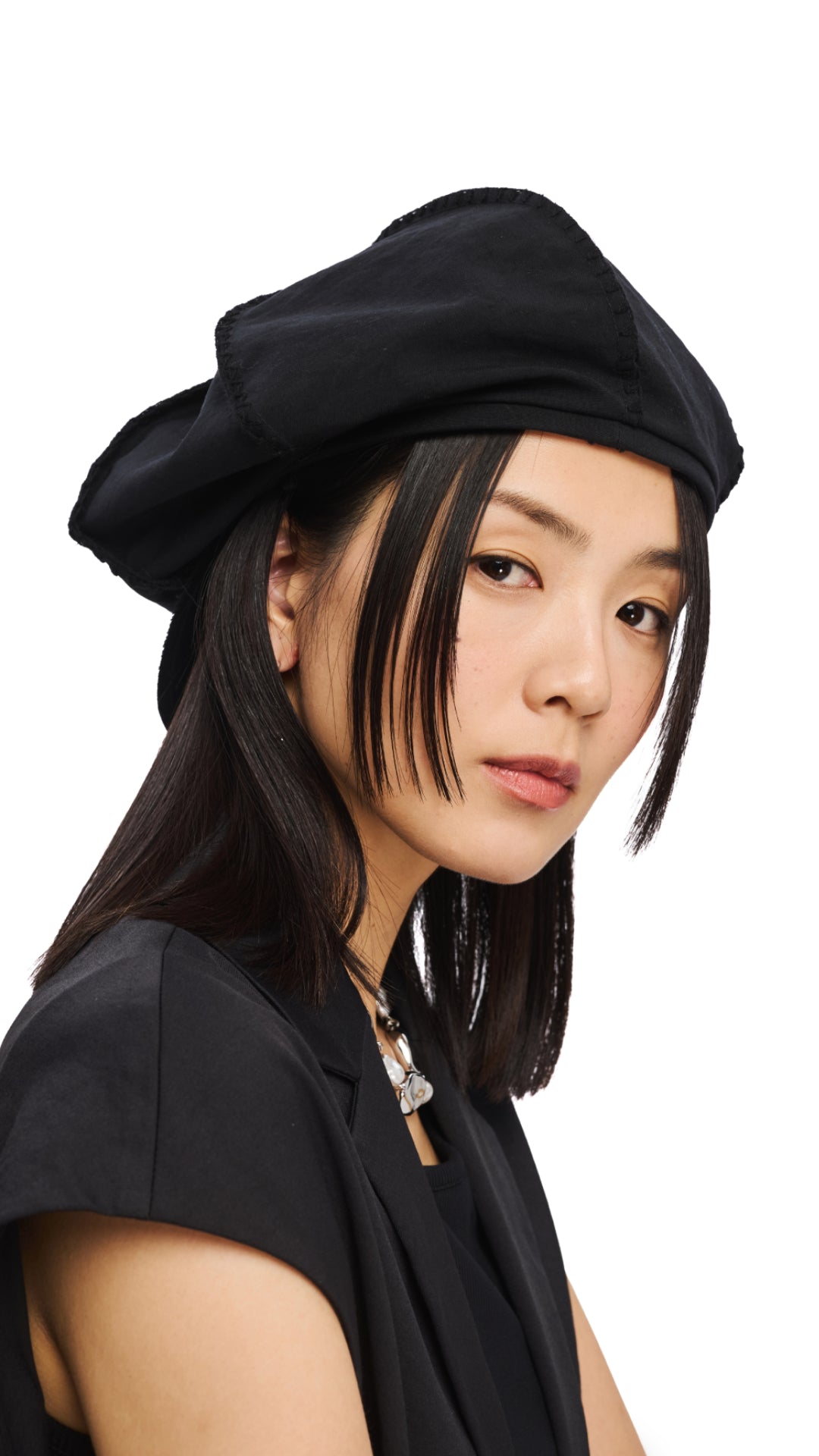 Extra Large Newsboy Hat with Knitted Overlock Stitching - Vintage Style Wool Cap for Men & Women - Perfect for Winter Fashion, Outdoor Activities and Photoshoots