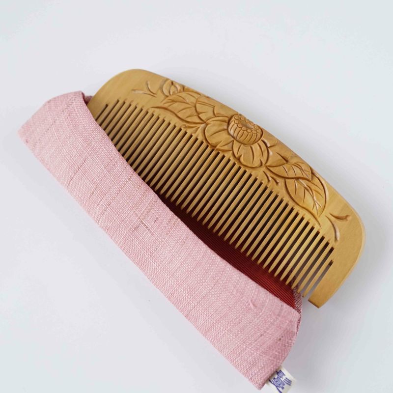 Handmade Japanese Tsuge (Boxwood) Comb with Hand-Woven Linen Case - Traditional Kyoto Hair Accessory for Women & Men | Perfect for Daily Styling, Gift Giving & Japanese Culture Enthusiasts