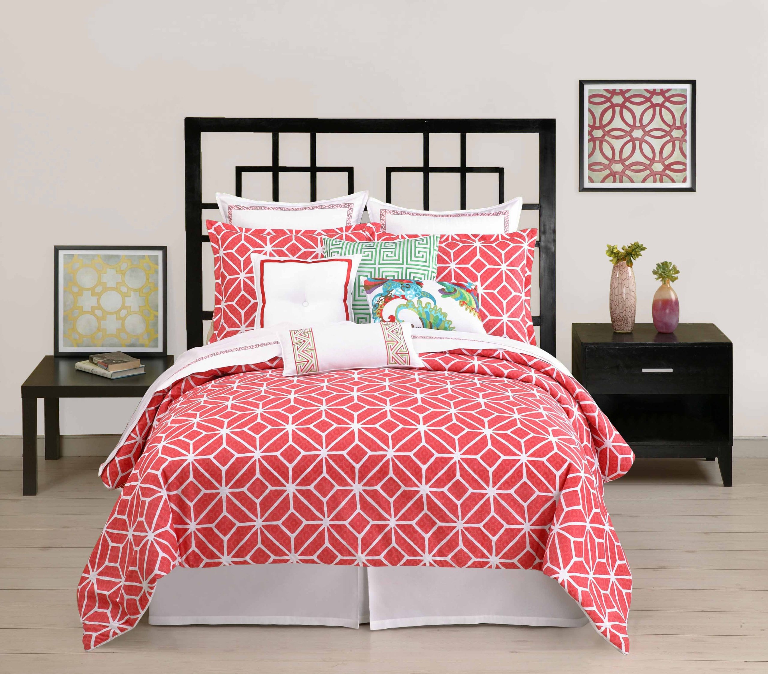 Trina Turk 3-Piece Trellis Comforter Set - King Size Coral Bedding for Master Bedroom | Luxury Bedspread & Matching Shams | Perfect for Coastal & Bohemian Home Decor