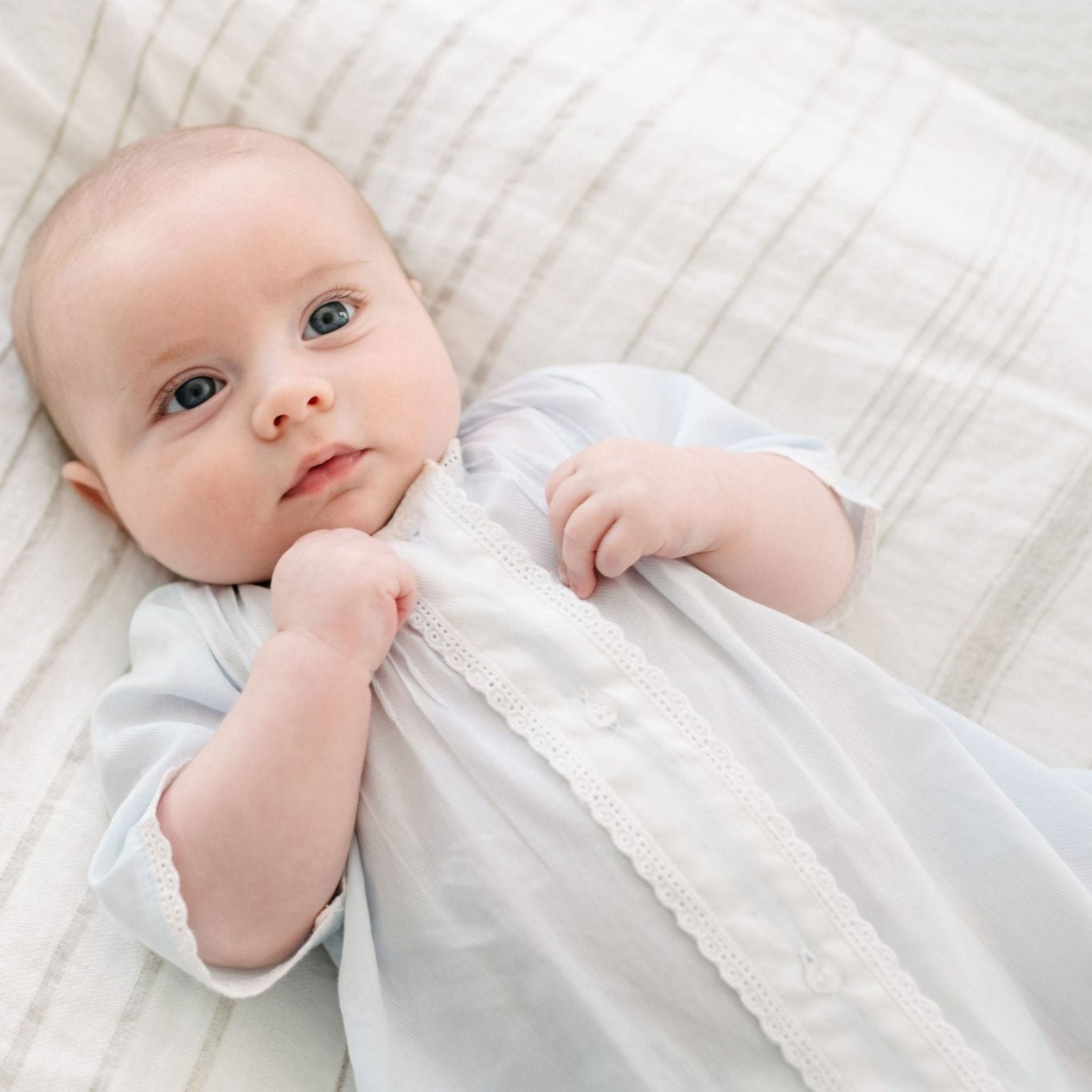 Soft Organic Cotton Baby Daygown - Comfortable Newborn Sleepwear & Outfit for Boys & Girls - Perfect for Nursery, Playtime & Photo Shoots