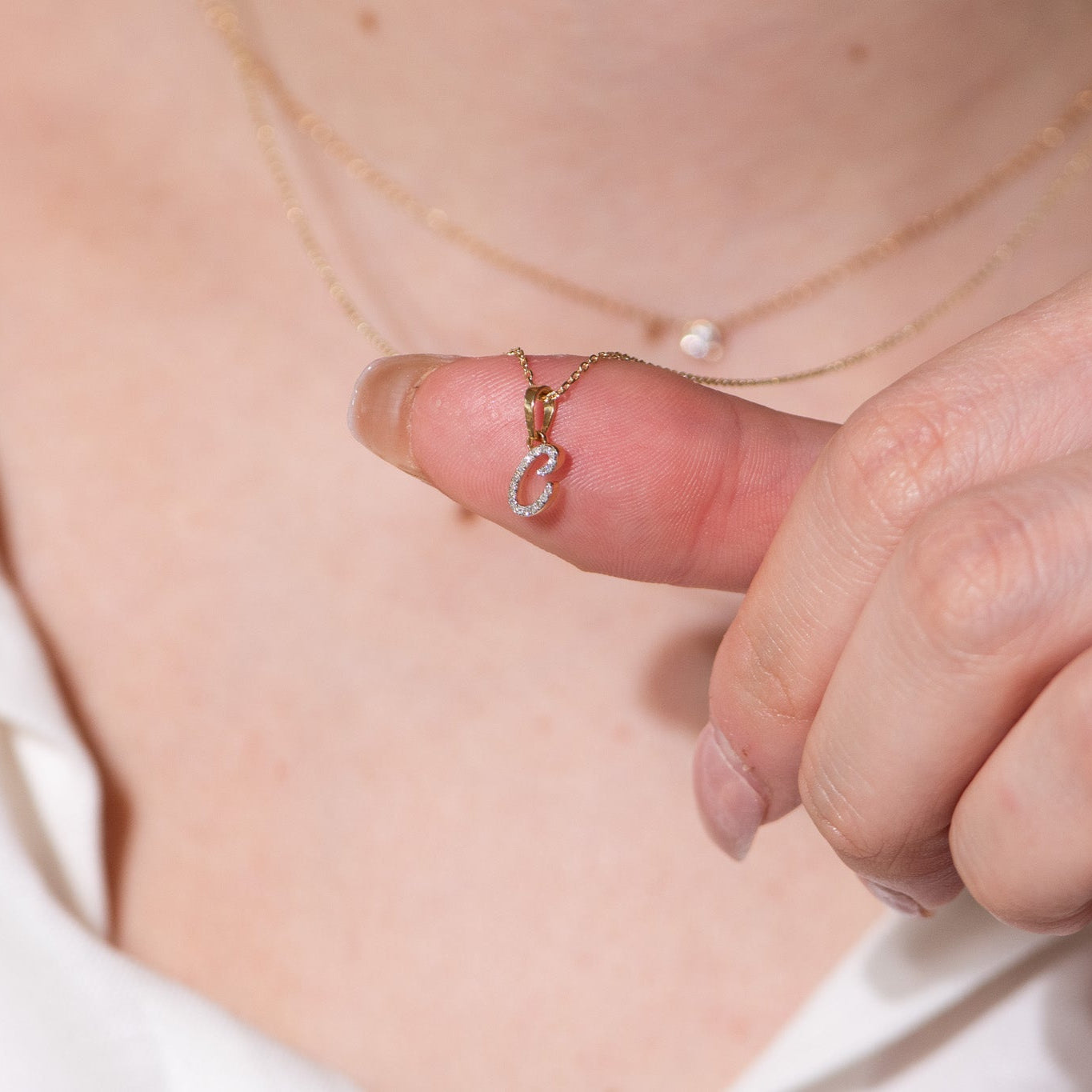 14K Solid Yellow Gold Cursive Diamond Initial Necklace - Personalized Monogram Pendant for Women - Perfect Gift for Birthday, Anniversary, Valentine's Day & Everyday Elegance
