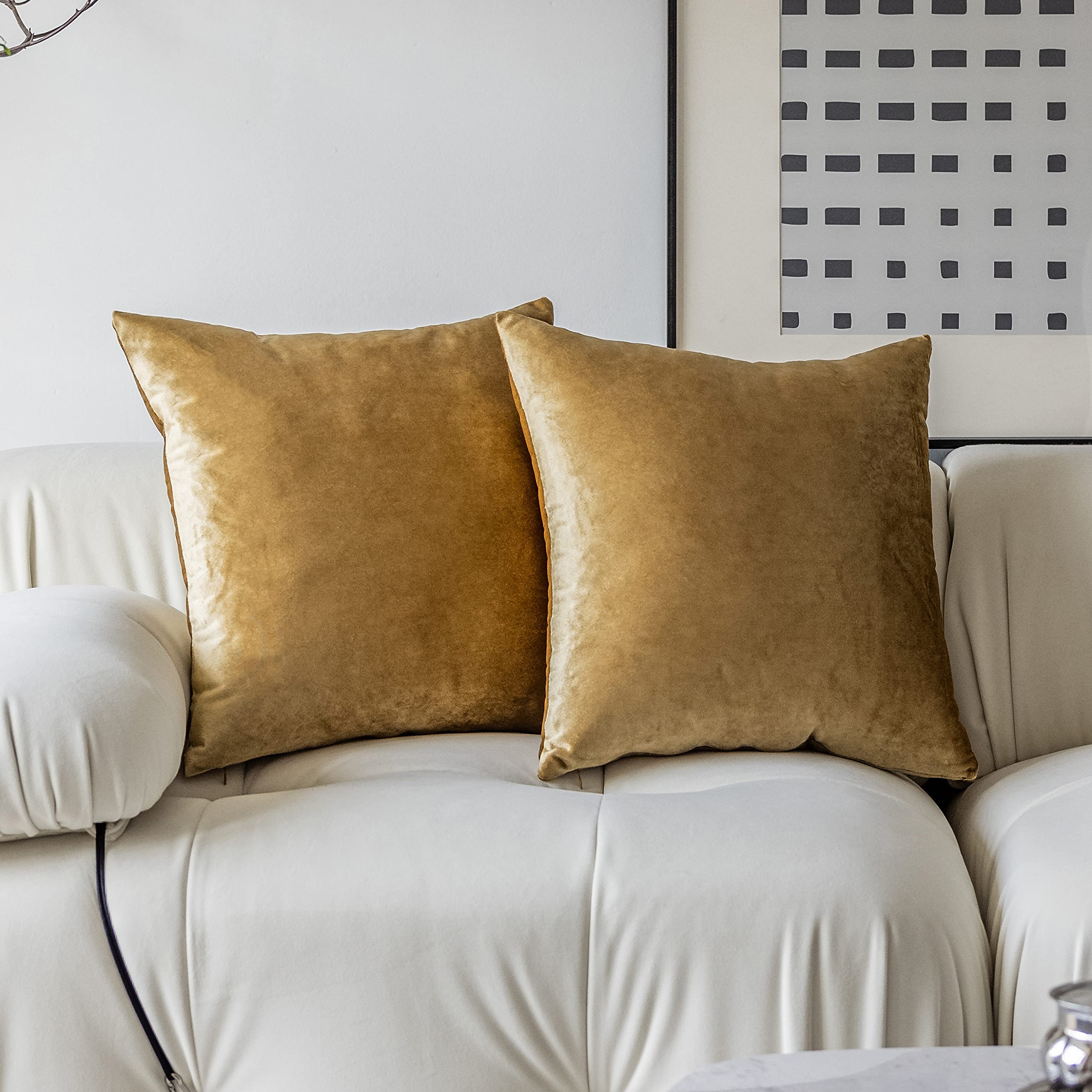 Premium Gold Velvet Pillow Covers 18x18 Inch - Soft Plush Square Throw Pillow Covers Set of 2 for Sofa, Couch, Bed & Living Room Decor - Luxurious Home Accent for Cozy Comfort & Elegant Styling
