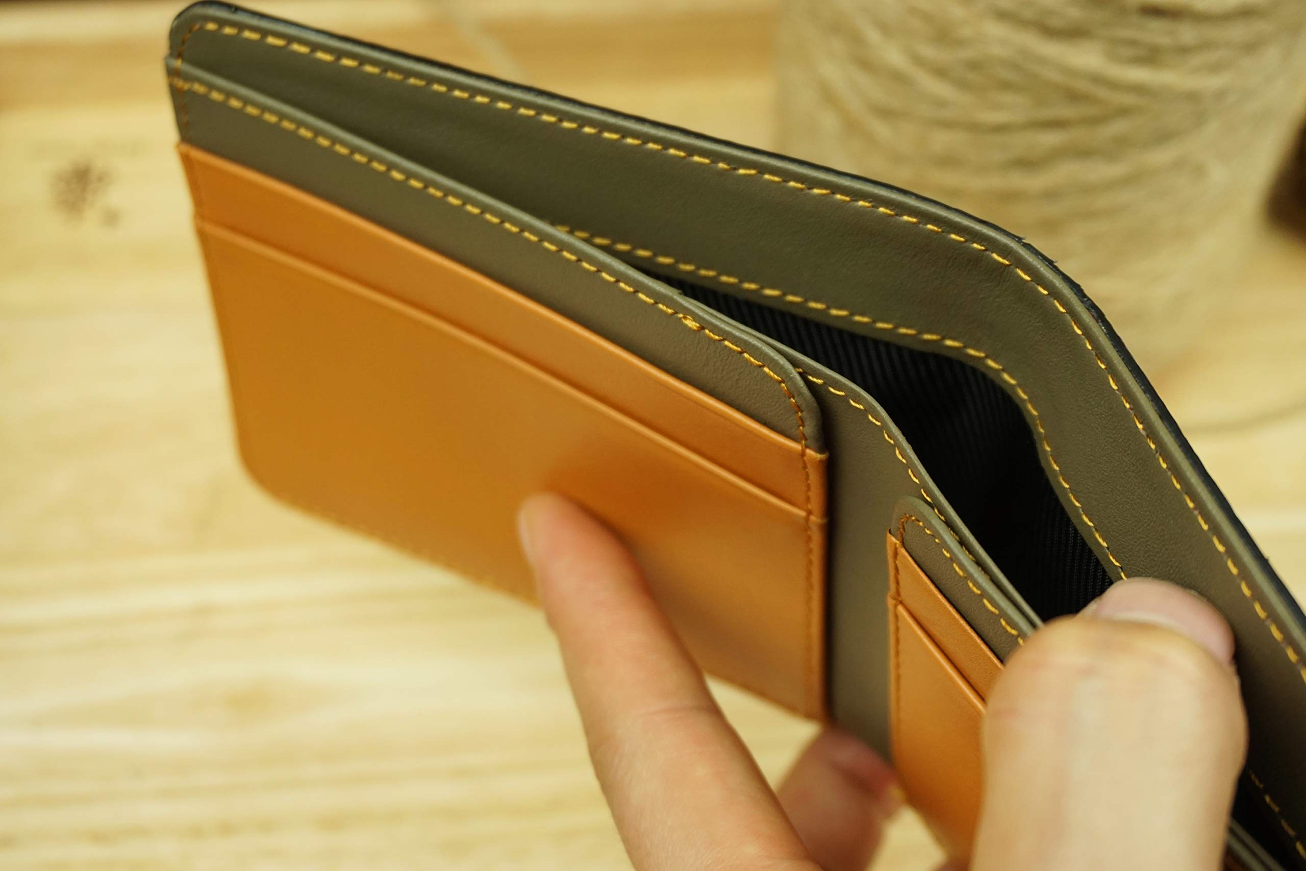 Premium Grey Python Leather Wallet for Men - Genuine Full Grain Python Skin Bifold Billfold - Stylish & Durable Men's Accessory - Perfect for Everyday Use, Business & Travel