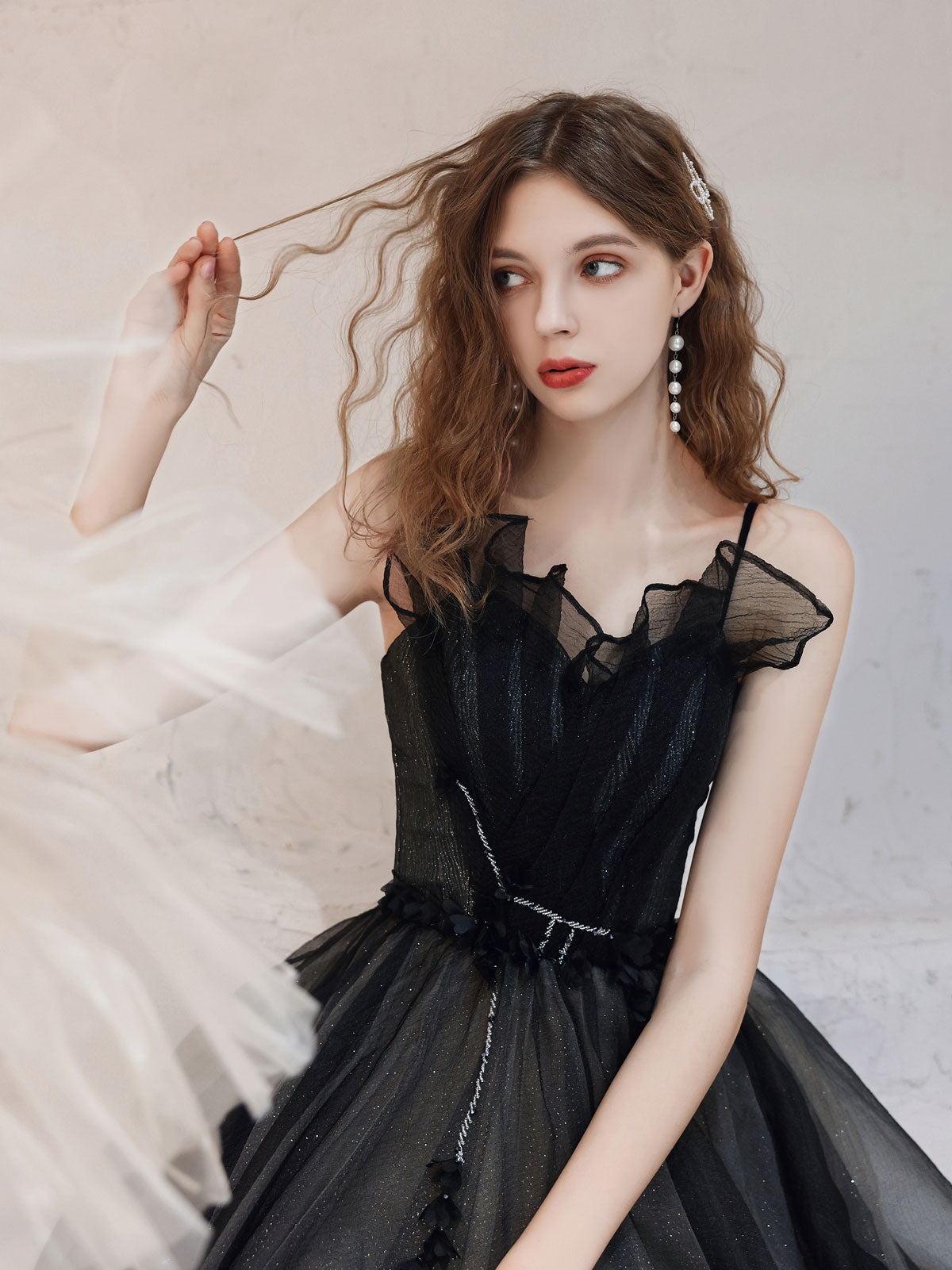 Elegant Black Tulle Lace Long Prom Dress - Formal Evening Gown for Homecoming, Ball, Wedding & Special Occasions