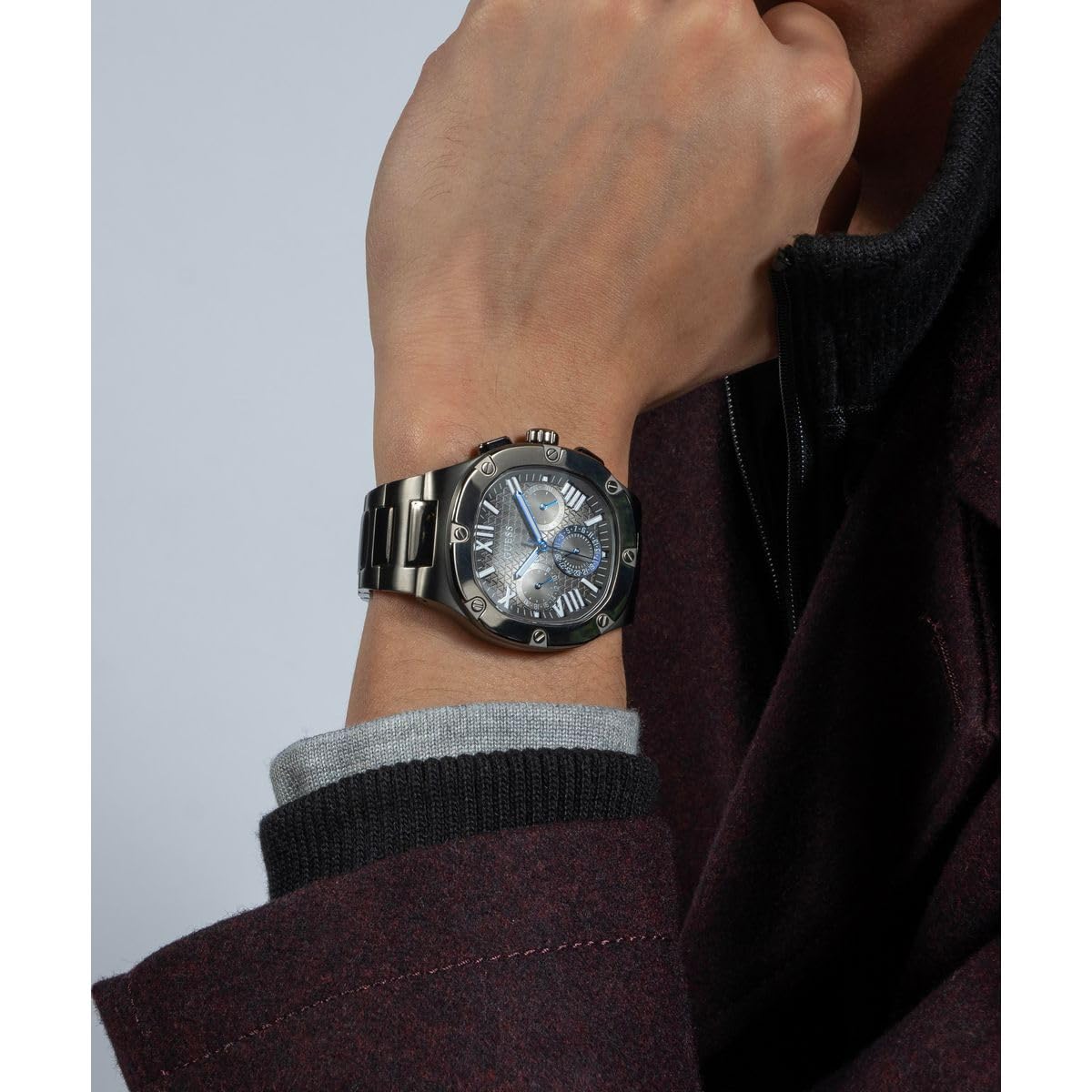 GUESS Men's 42mm Stainless Steel Chronograph Watch with Date Window - Perfect for Business, Casual & Formal Occasions