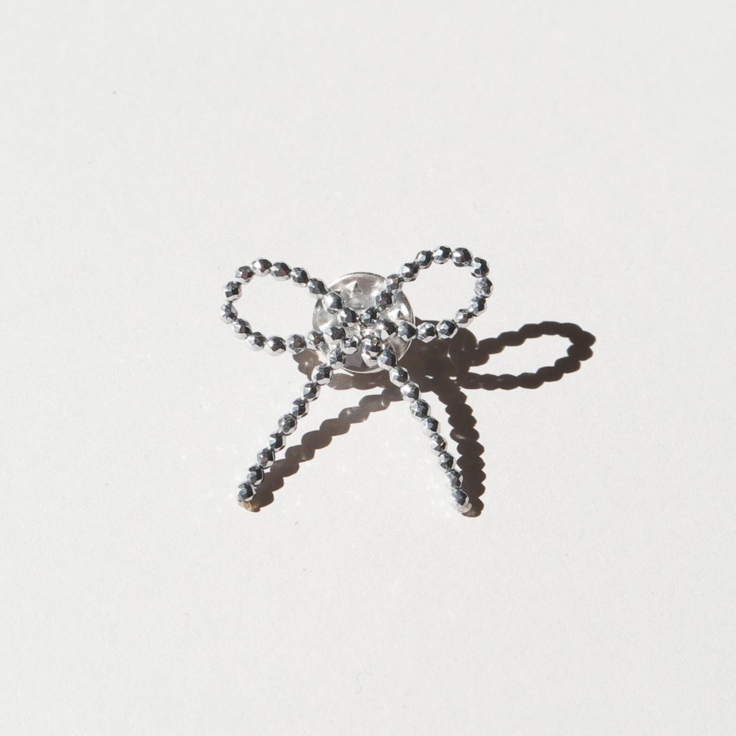Elegant Gunmetal Sparkling Brooch Bow - Perfect for Weddings, Prom & Formal Events