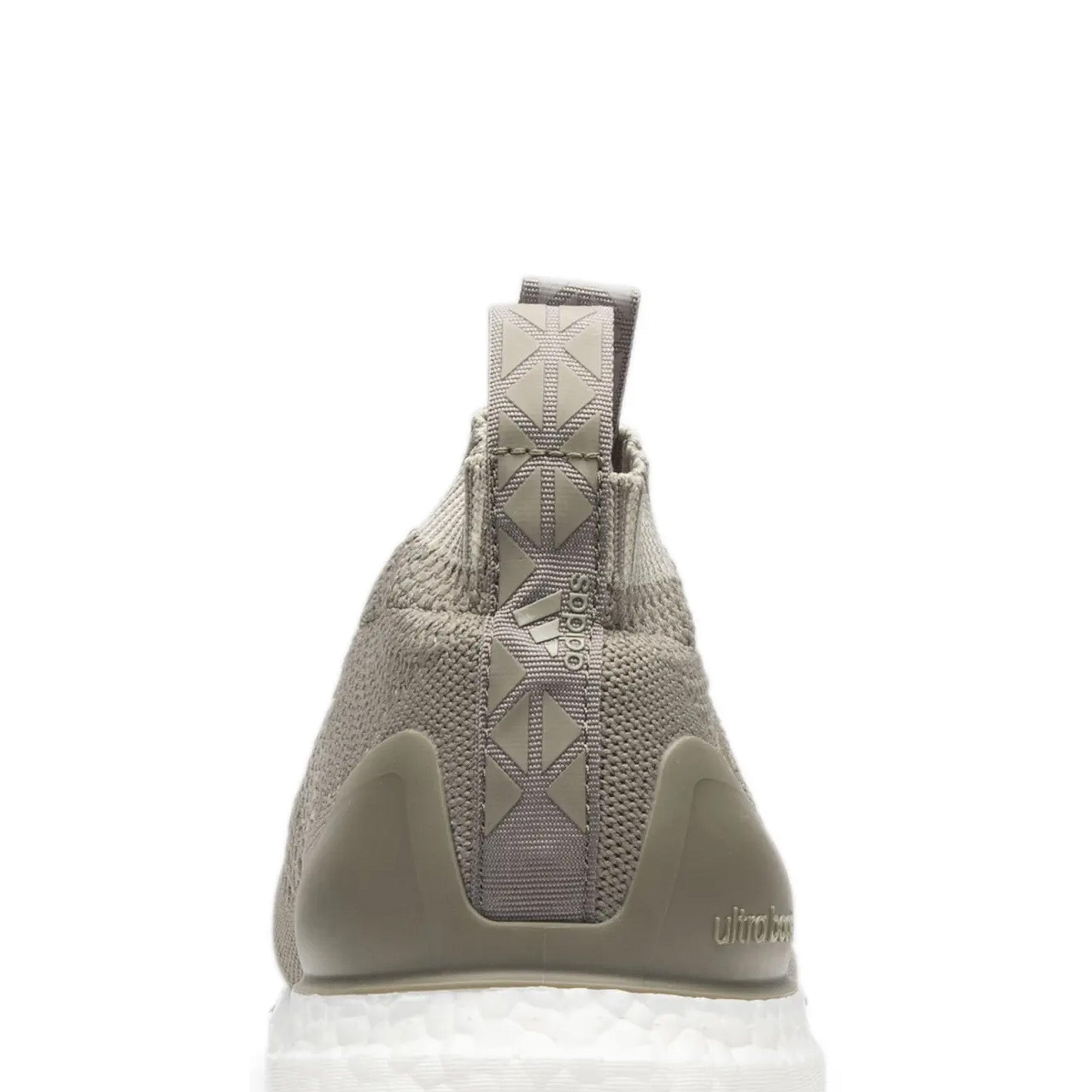 Adidas Ace 16+ PureControl Ultraboost 'Clay' Soccer Cleats - Lightweight Football Shoes for Artificial Turf & Indoor Courts - Perfect for Training, Matches & Street Soccer