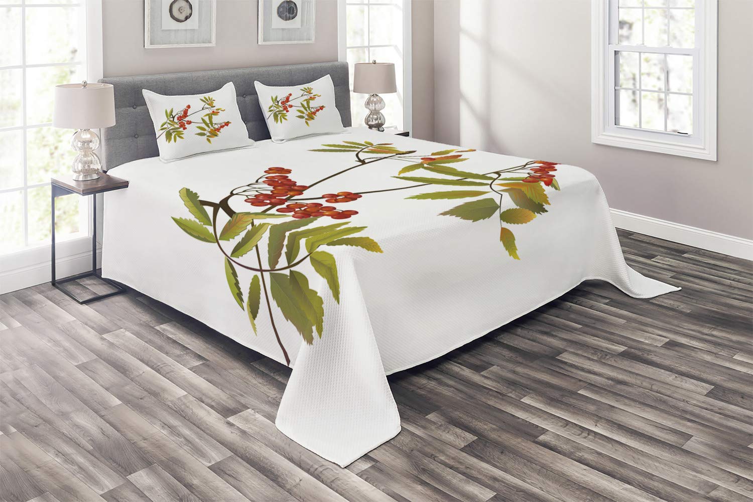 Ambesonne 3-Piece King Size Coverlet Set with 2 Pillow Shams - Botanical Ashberry Tree Branch Spring Design in White Green Ruby - Lightweight Bedspread for Master Bedroom, Guest Room & Seasonal Decor