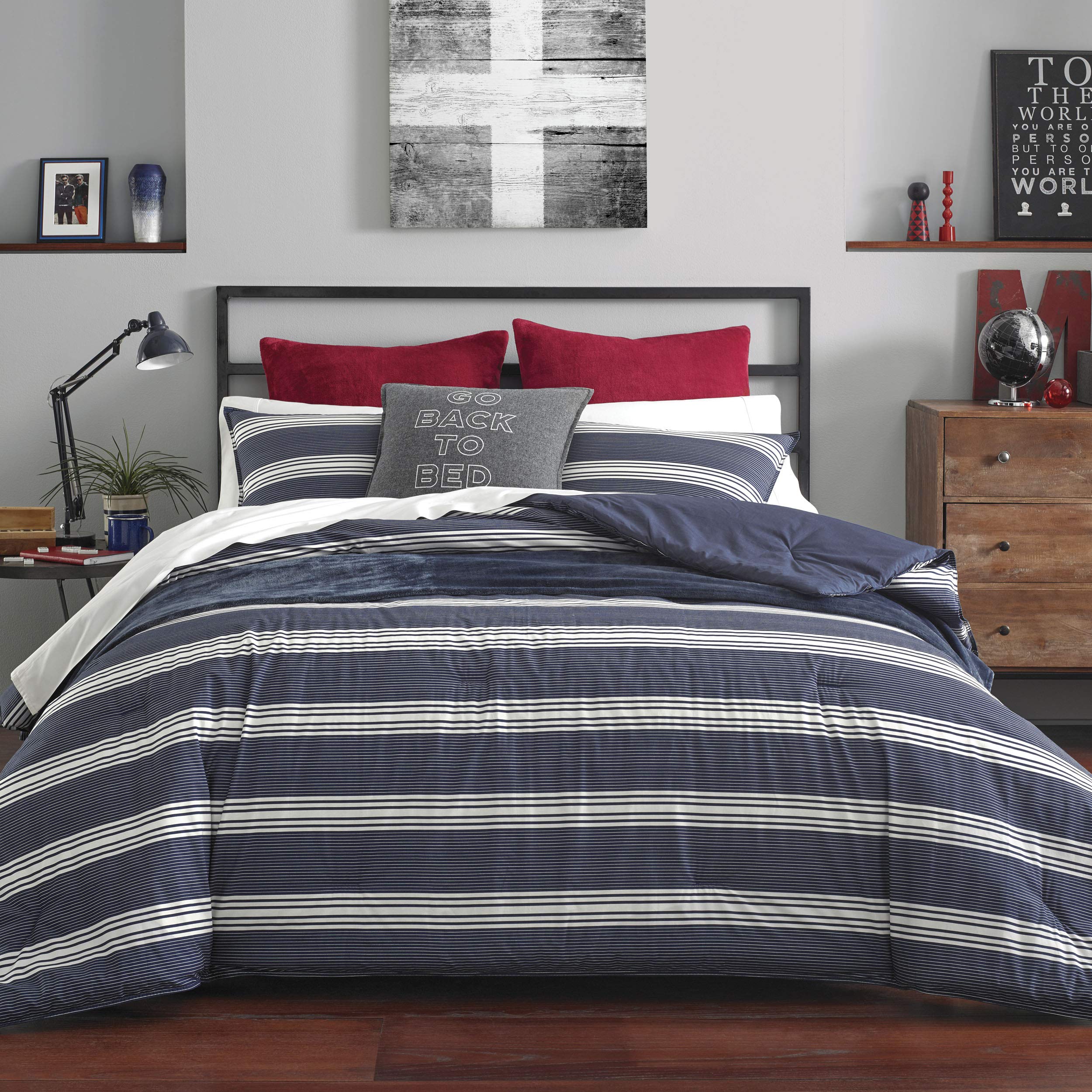 Nautica King Duvet Cover Set - 100% Cotton Reversible Bedding with Matching Shams, Luxury Bedding Ensemble in Craver Navy | Perfect for Master Bedroom, Guest Room & Coastal Home Decor