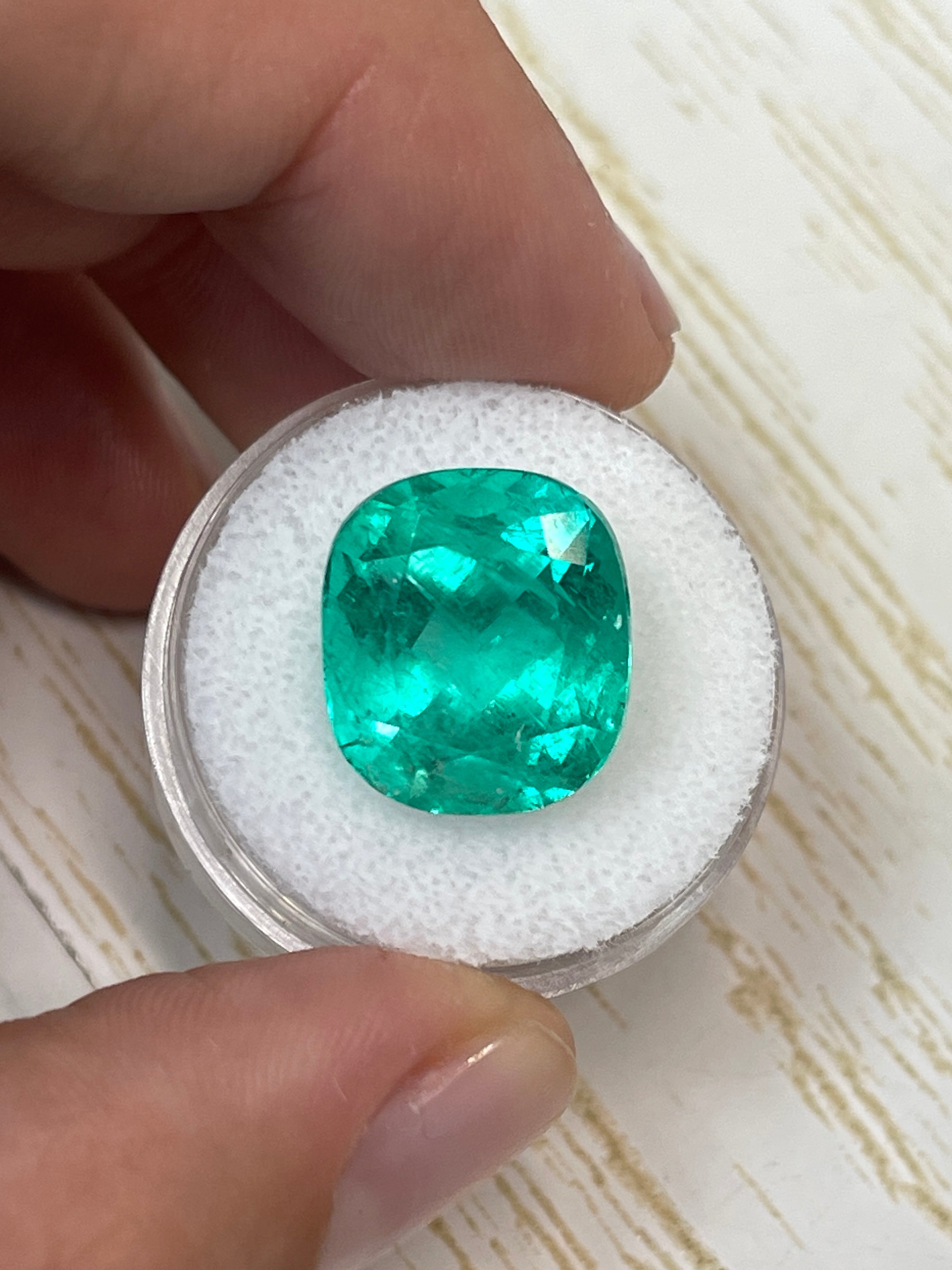 14.44 Carat Bluish Green Natural Colombian Emerald - Cushion Cut Loose Gemstone for Jewelry Making, Engagement Rings & Collector's Items
