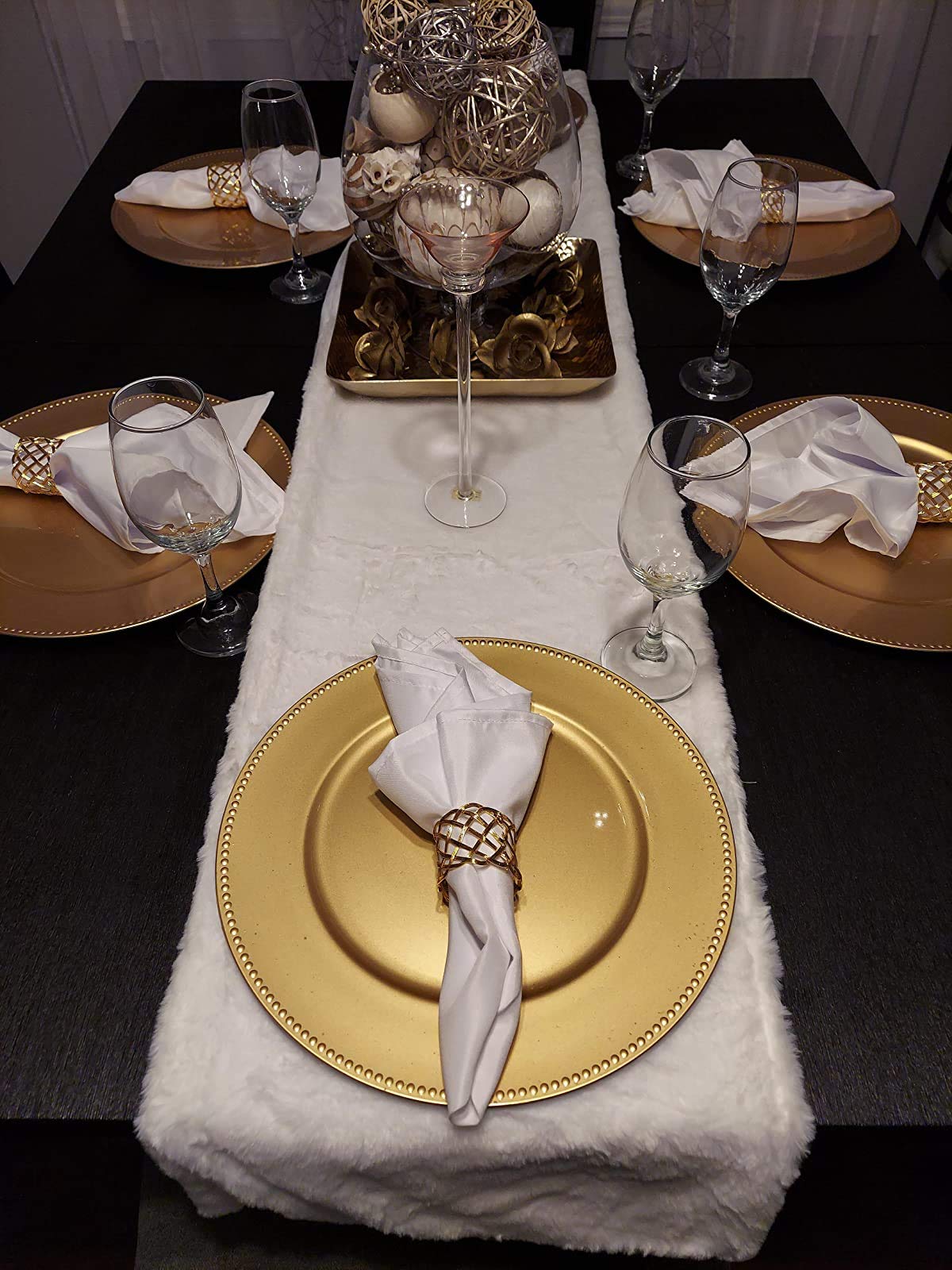 Yuboo White Faux Fur Table Runner - 15 x 108 Inches Fluffy Dresser Cover for Christmas & Winter Decor | Perfect for Holiday Tablescapes, Bedroom Furniture & Winter Wonderland Themes