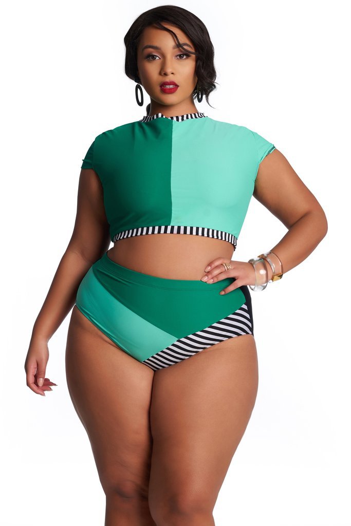 Plus Size Women's Swimsuits - Stylish & Comfortable Bathing Suits for Curvy Women - Perfect for Beach, Pool & Vacation
