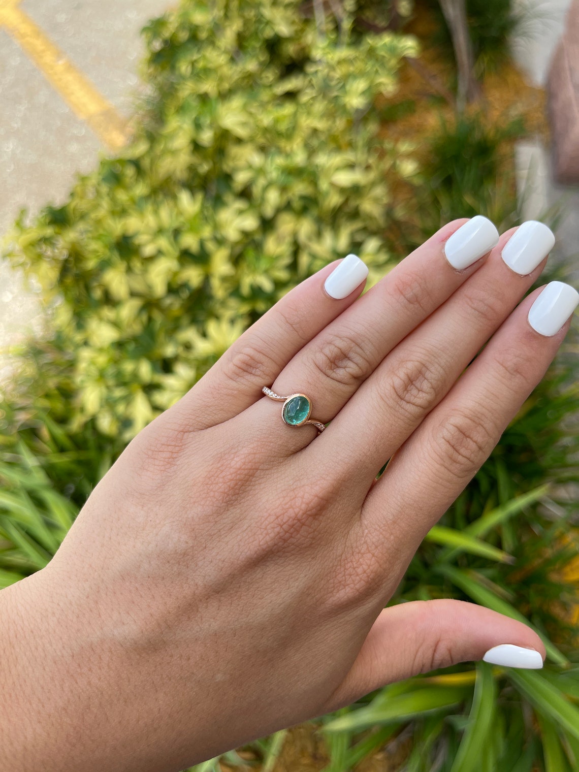 1.65tcw 14K Gold Bypass Natural Emerald Cabochon Oval Cut Diamond Accent Multi-Gemstone Statement Ring for Women - Elegant Jewelry Gift for Anniversary, Wedding & Special Occasions