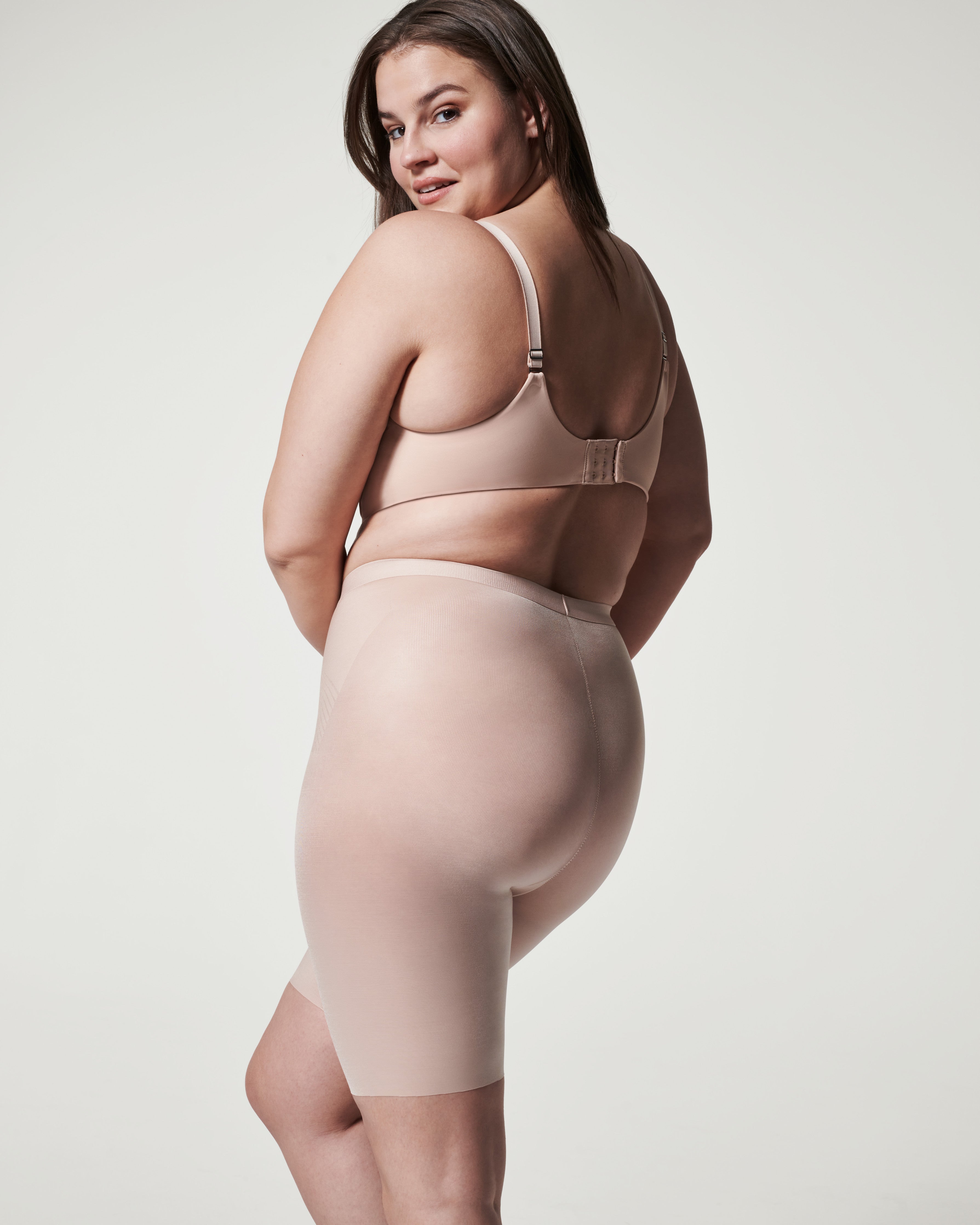 SPANX Shapewear Invisible Mid Thigh Shorts - Slimming Shapewear for Women | Perfect for Everyday Wear, Work & Special Occasions
