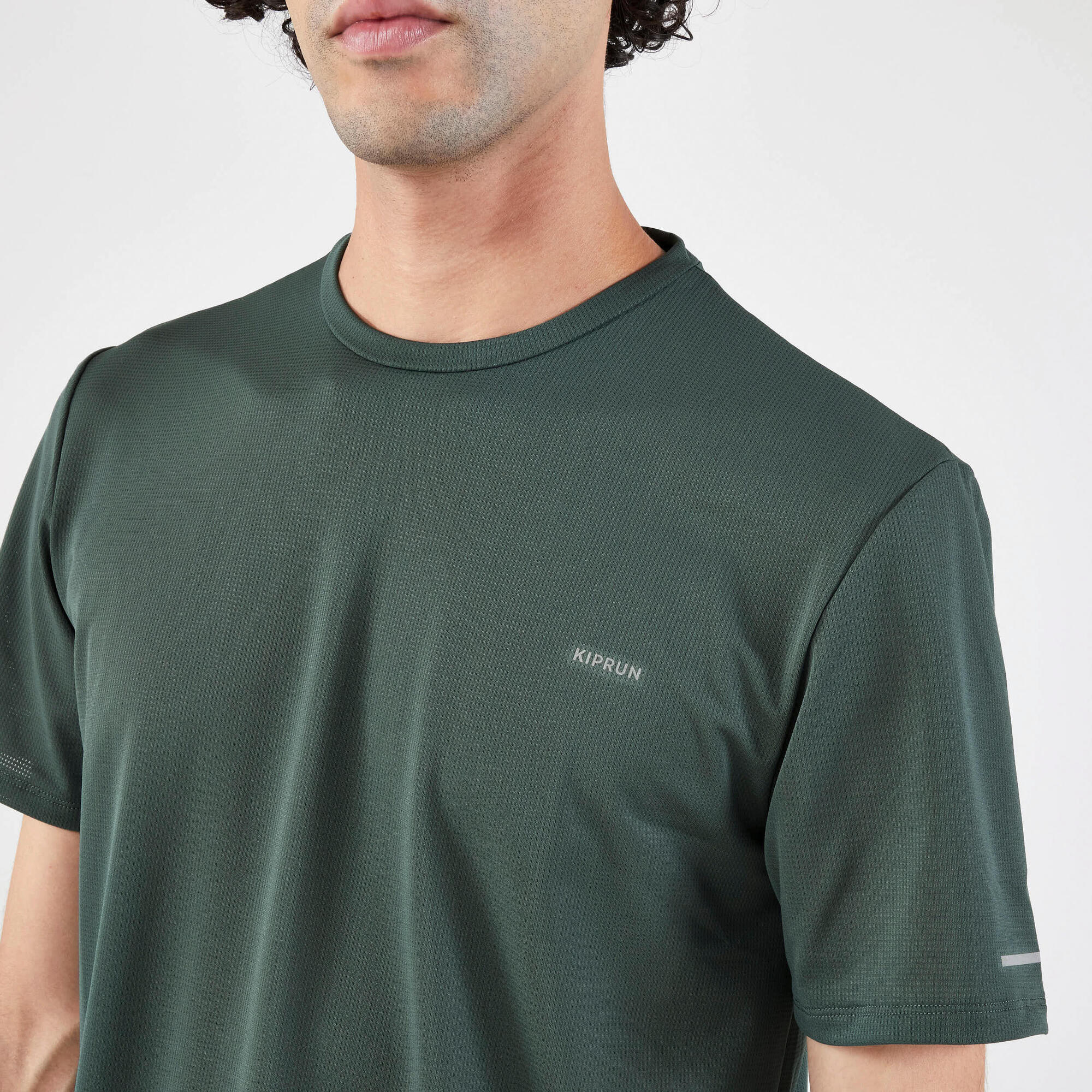 Kiprun Men's Run 500 Dry Running T-Shirt - Moisture Wicking Athletic Shirt for Marathon & Workout - Lightweight Performance Top for Jogging & Gym Training