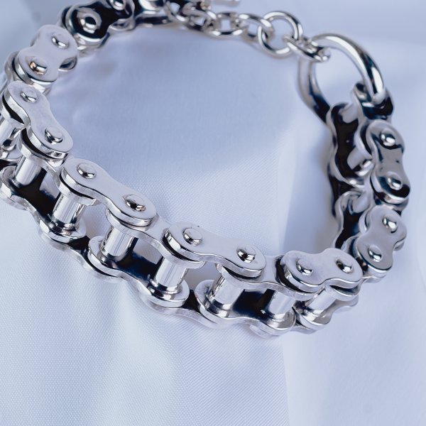 Iron Heart Motorcycle Chain Bracelet - Sterling Silver Biker Jewelry for Men & Women - Perfect for Biker Gangs, Motorcycle Riders & Edgy Fashion Lovers