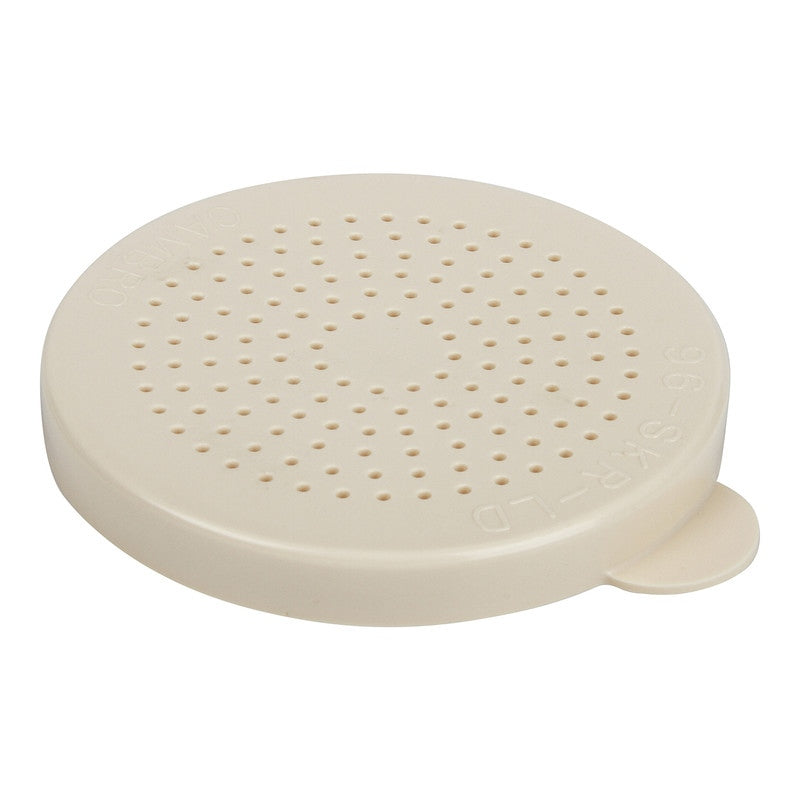 Cambro 96SKRLD Camwear Shaker & Dredge Lid - 3.5