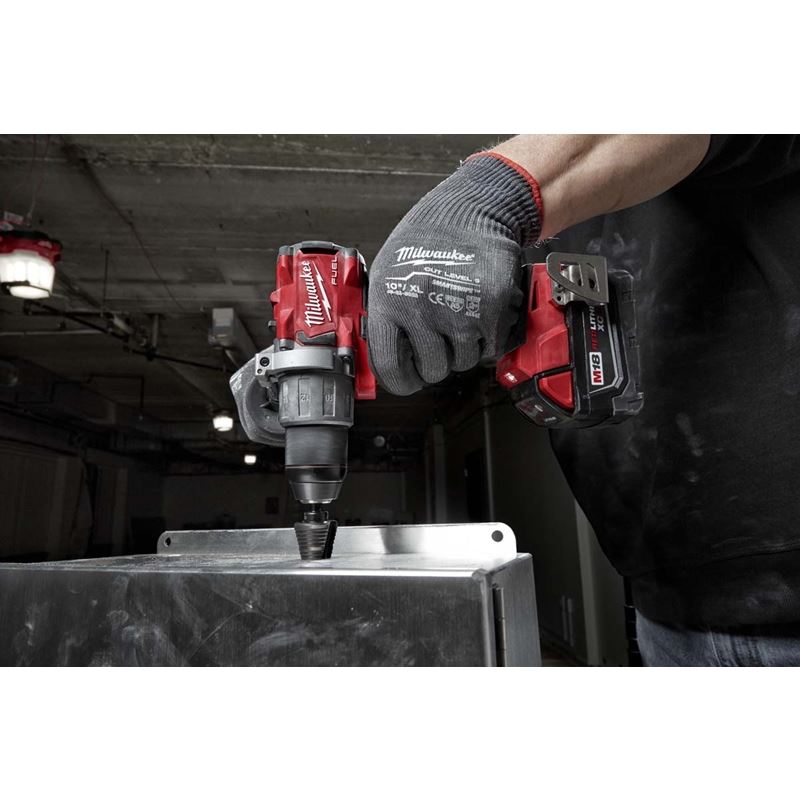 M18 FUEL 18V Brushless Cordless Surge Impact Driver & Hammer Drill Combo Kit (2-Tool Set) - Powerful Lithium-Ion Battery for Professional Construction, Woodworking & DIY Projects
