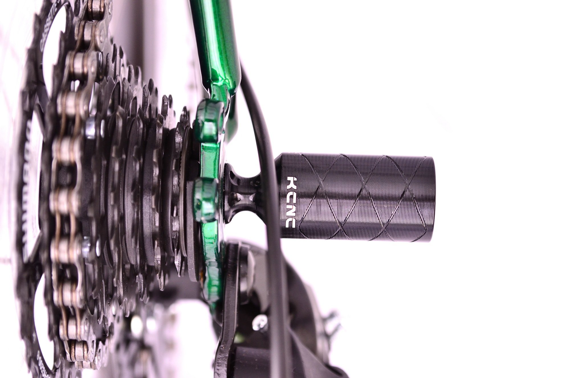 Lightweight Bicycle Light Holder & Hub Adapter - Durable Bike Accessory for Night Riding & Commuting