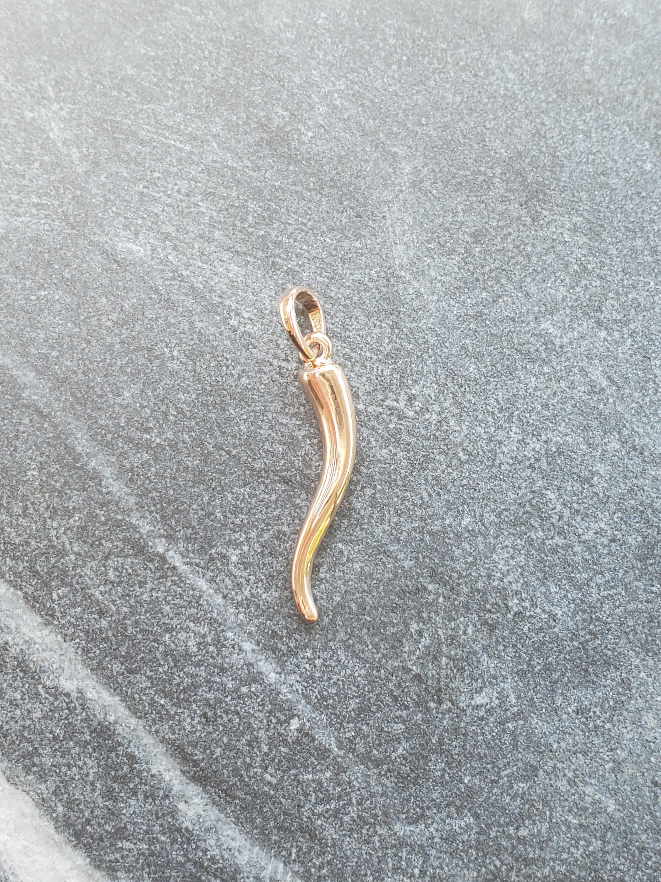 14K Yellow, Rose or White Gold Italian Horn Pendant Necklace - Lucky Charm for Protection & Good Fortune - Perfect for Gifts, Everyday Wear & Special Occasions