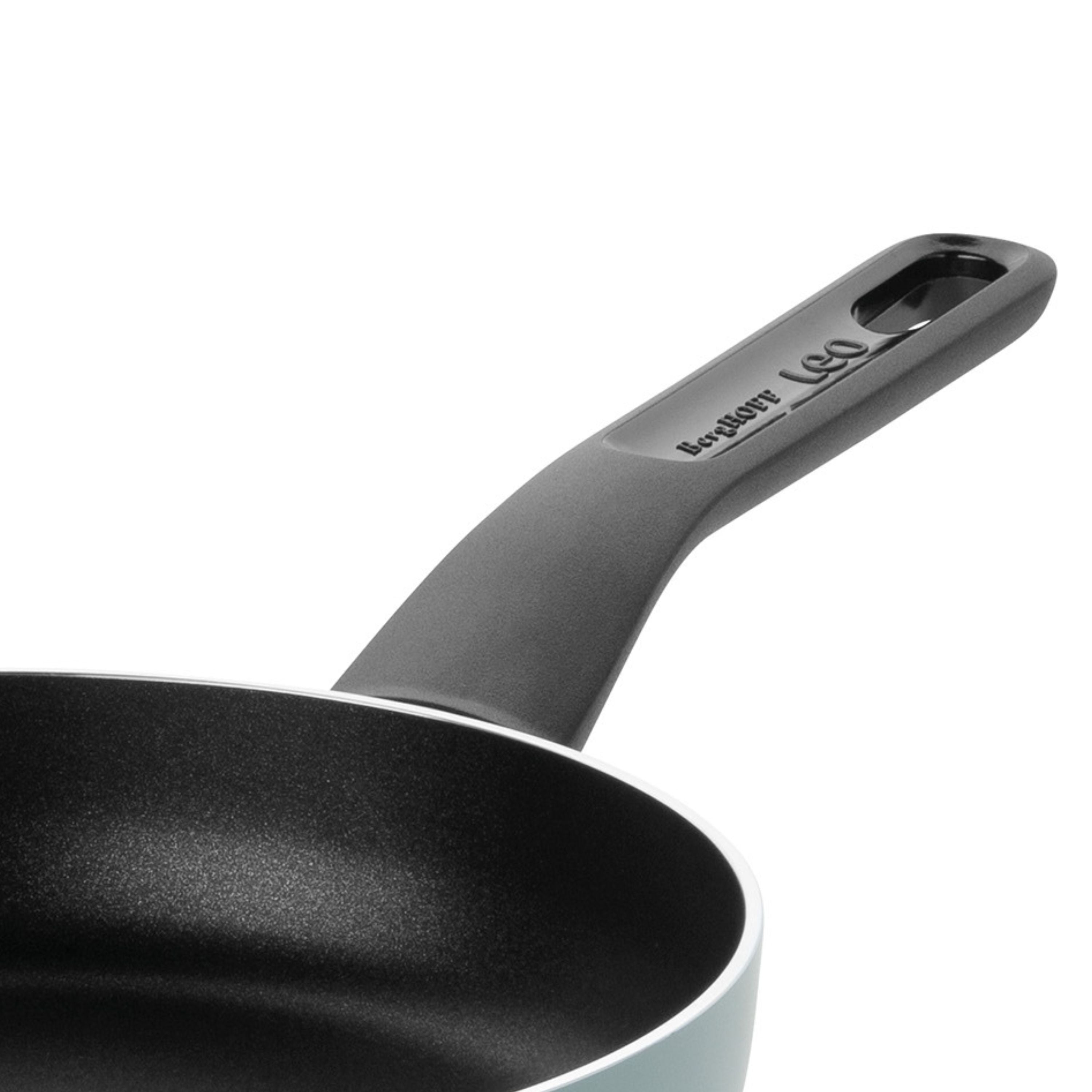 BergHOFF Slate Non-Stick Aluminum Frying Pan 9.5 Inch - Professional Cookware for Healthy Cooking, Perfect for Eggs, Pancakes & Sauteing - Ideal for Home Kitchen & Restaurant Use