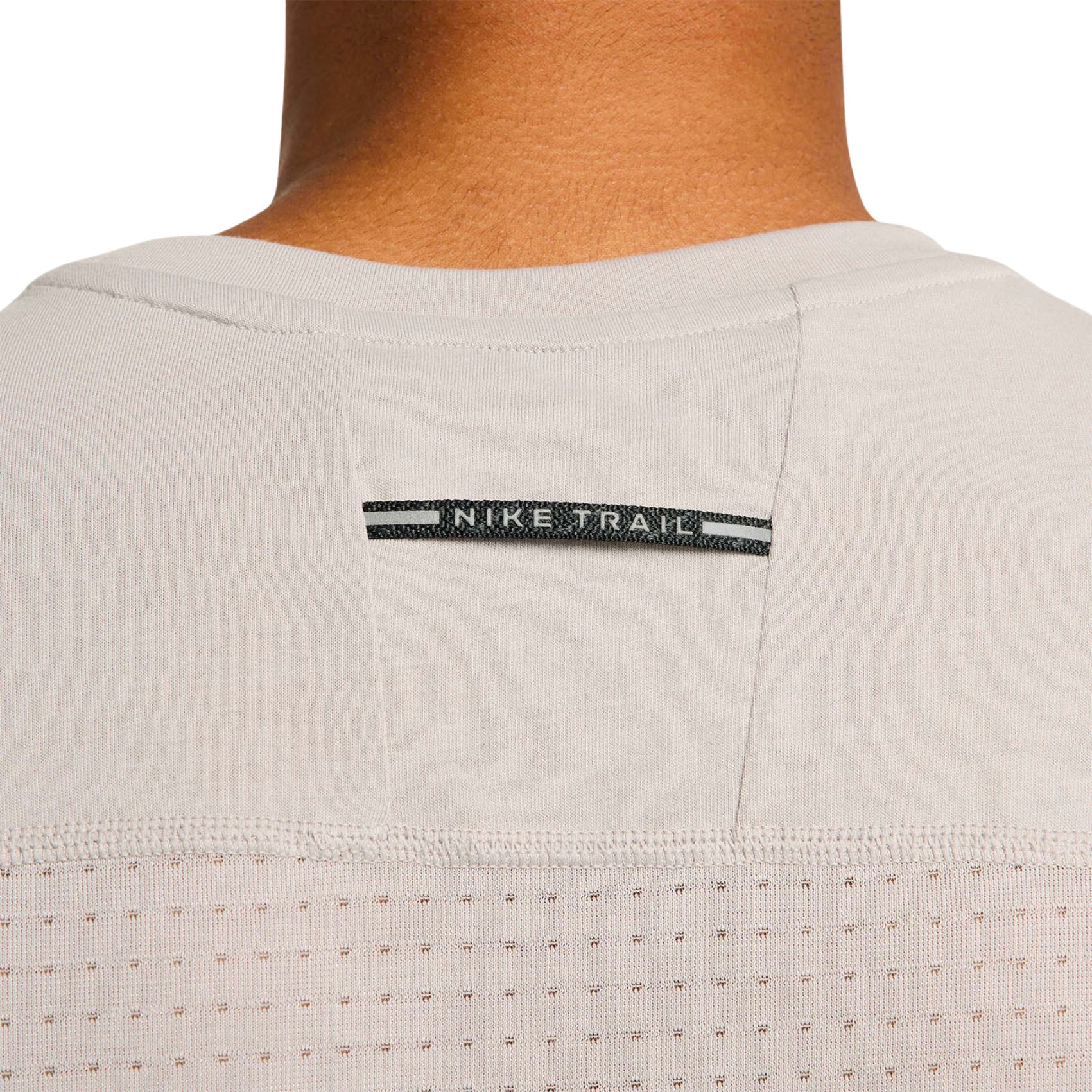 Nike Solar Chase Dri-FIT ADV Men's Running Shirt - Moisture-Wicking Short Sleeve Performance Top for Jogging, Gym Workouts & Outdoor Sports
