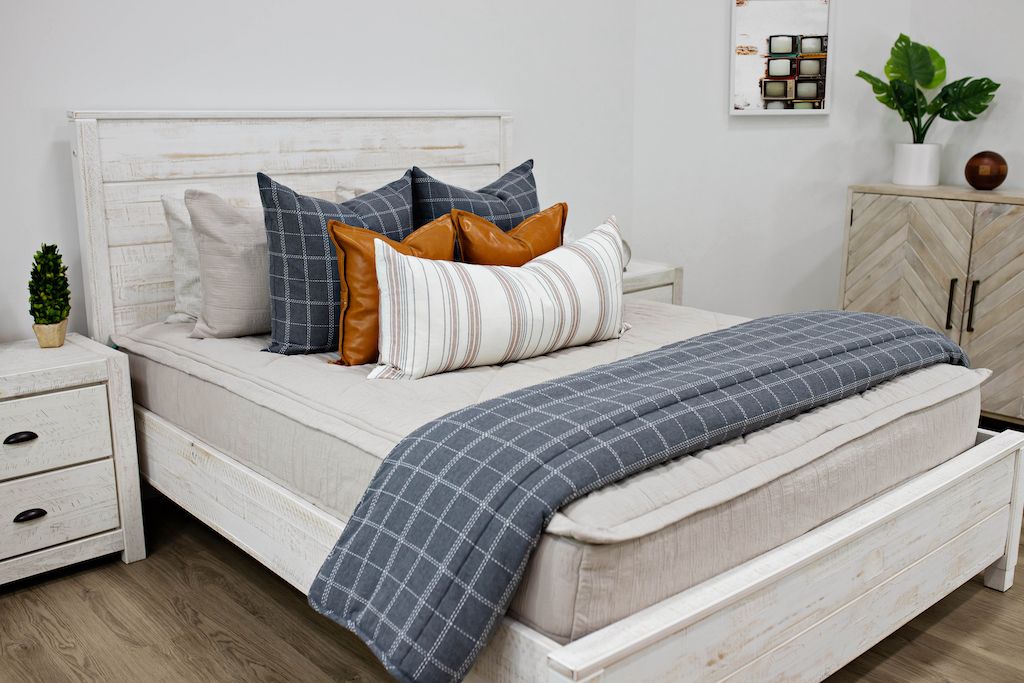 Premium Soft & Cozy Lucas Luxe Blanket - Ultra-Plush Fleece Throw for Bed, Couch & Travel - Perfect for Winter Nights, Movie Time & Gifts