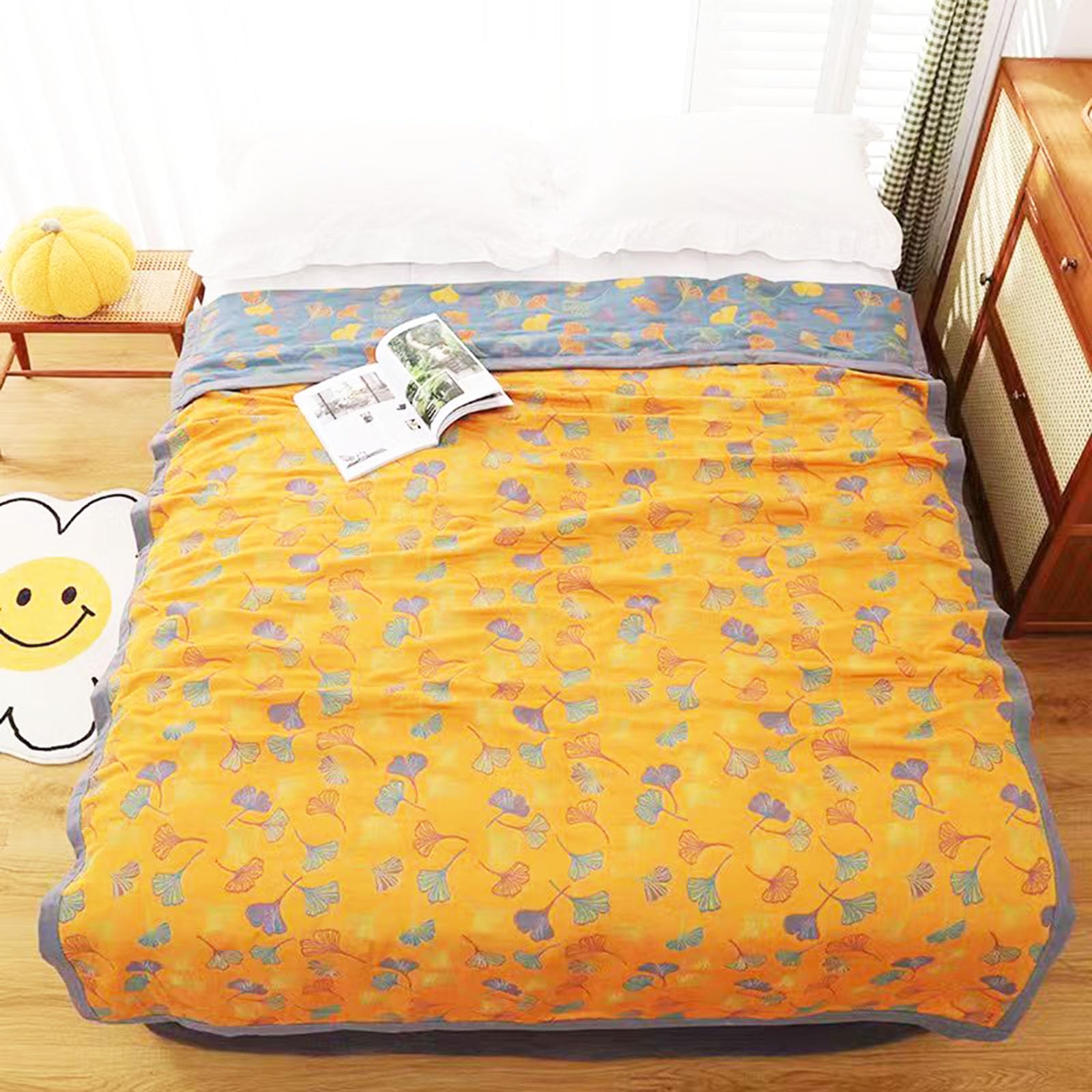 Soft Cotton Ginkgo Leaf Pattern Quilt - Lightweight & Breathable Coverlet for Sofa or Bed - Queen & King Size (90