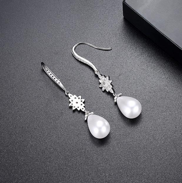 Olivia Pearl & Cubic Zirconia Stud Earrings for Women - Elegant Fashion Jewelry Gift for Wedding, Party & Everyday Wear