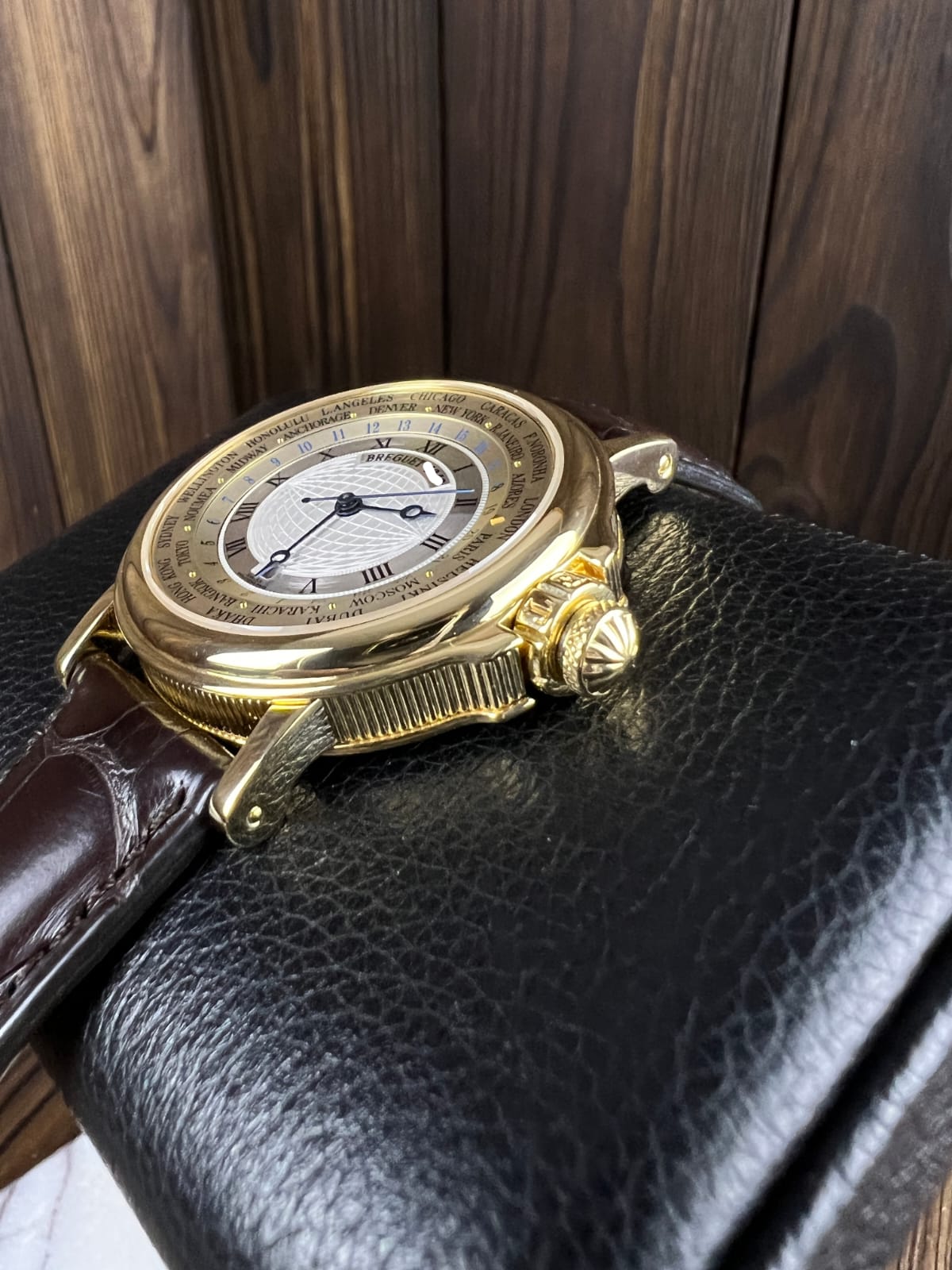 Breguet Marine Hora Mundi 18K Yellow Gold Men's Watch - 24 Time Zones World Time Luxury Timepiece for Business Travelers & Global Professionals
