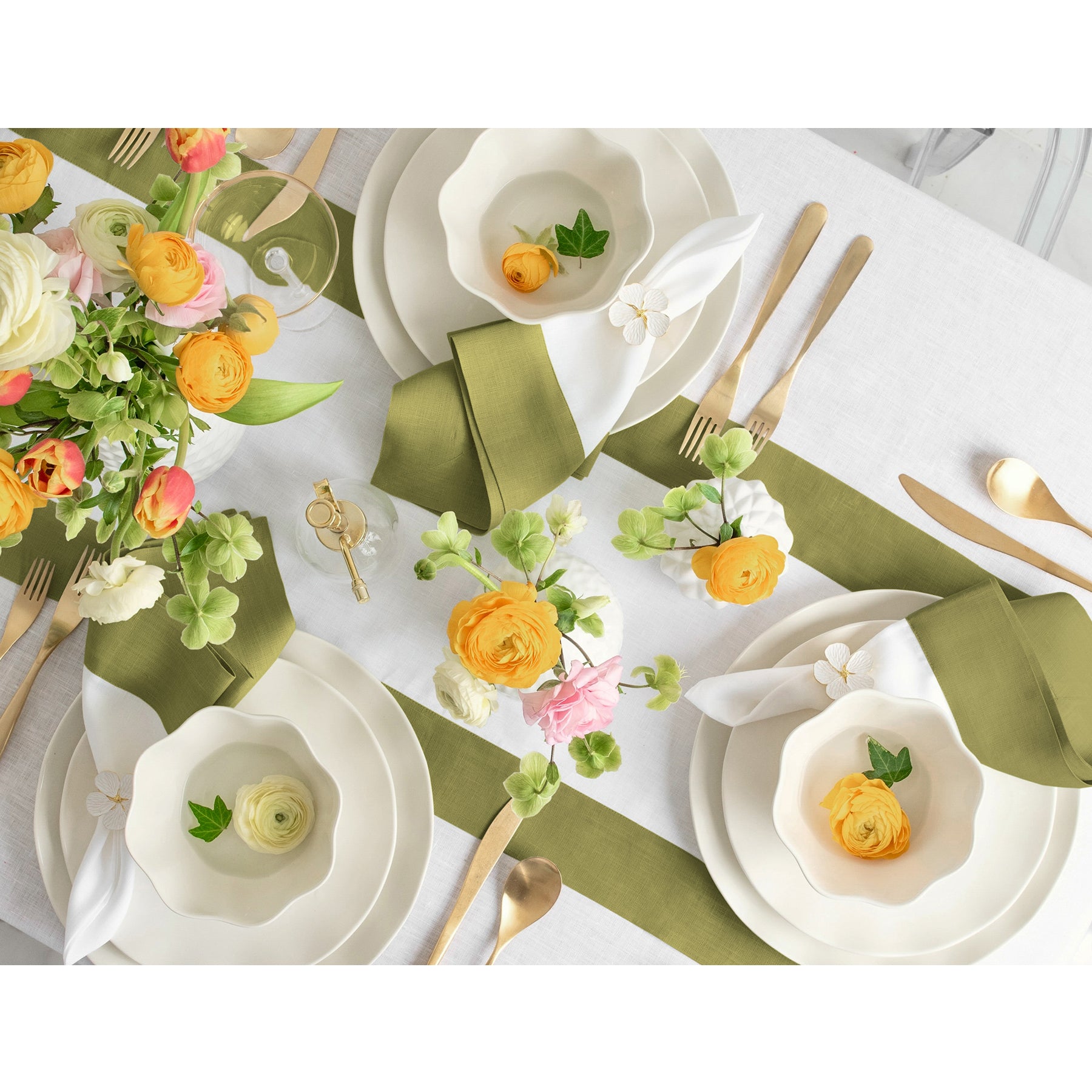 Stylish Contempo Table Runner for Dining & Decor - Elegant Home Tablecloth for Parties, Weddings & Holidays