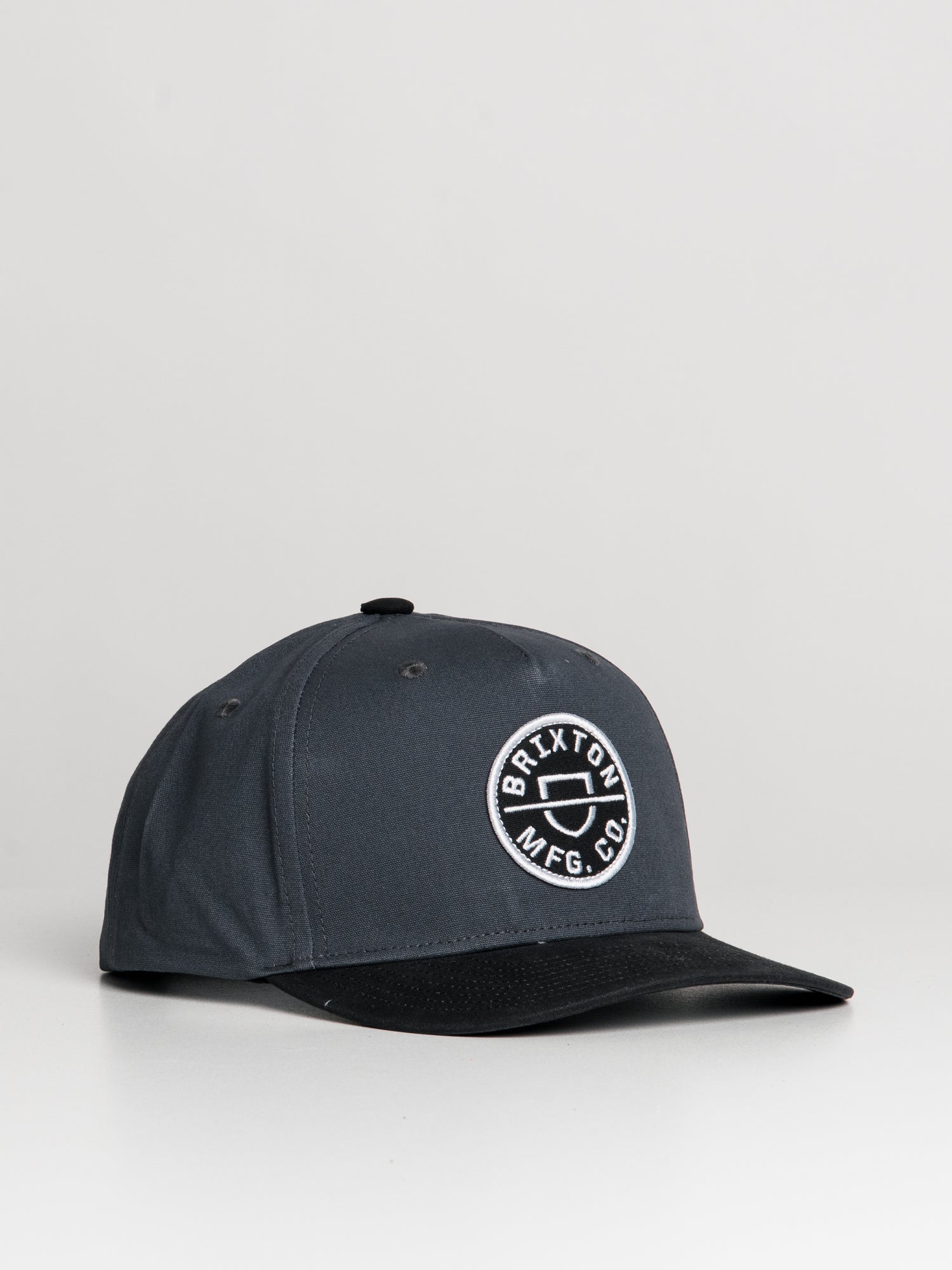 Brixton Crest C MP Worn Black Snapback Hat - Vintage Style Adjustable Baseball Cap for Men & Women - Perfect for Casual Wear, Street Fashion, and Outdoor Activities