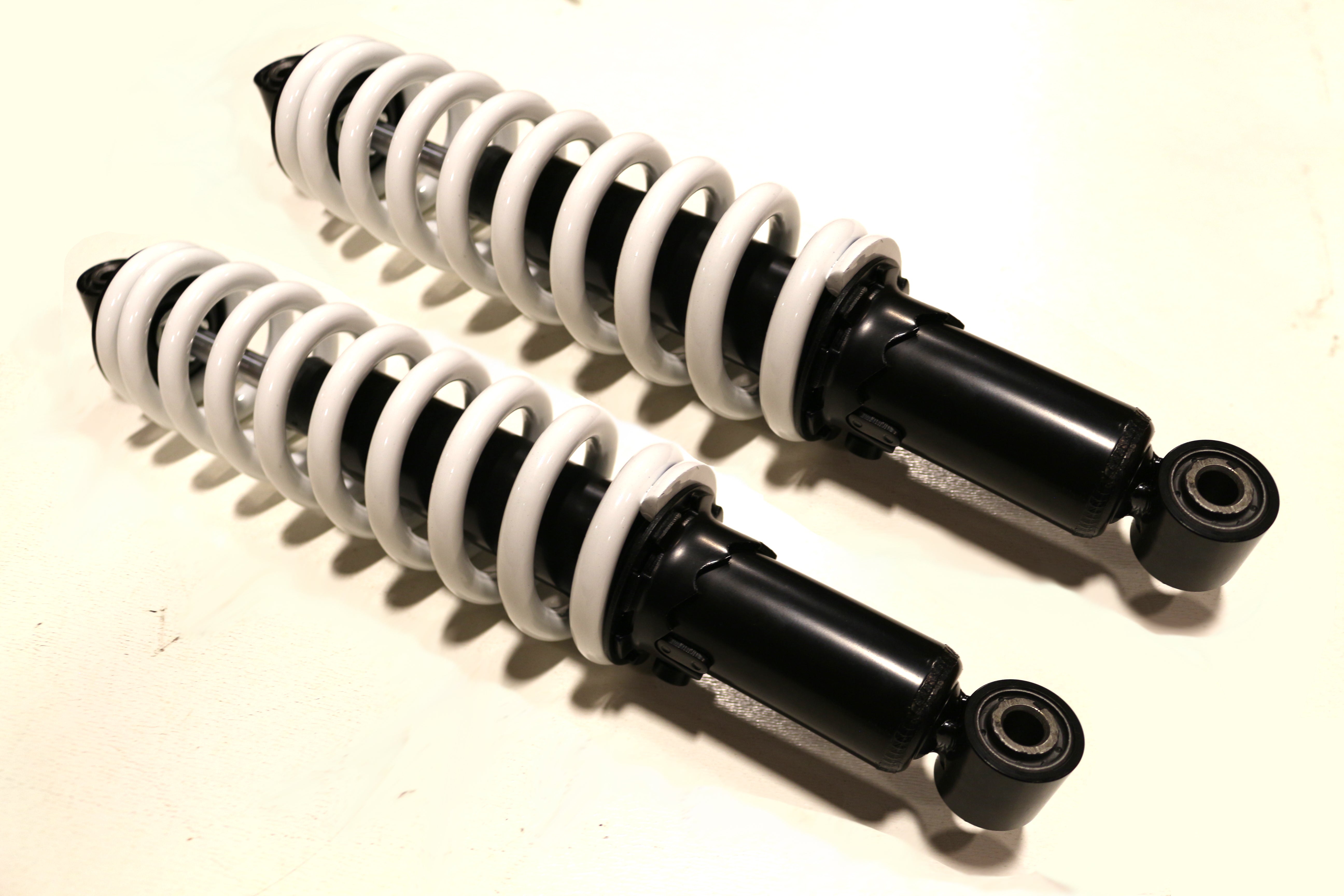 High-Performance Blazer 200HS Front Shock Absorber - Premium Replacement Part for Chevy Blazer SUVs - Perfect for Off-Roading & Daily Commuting