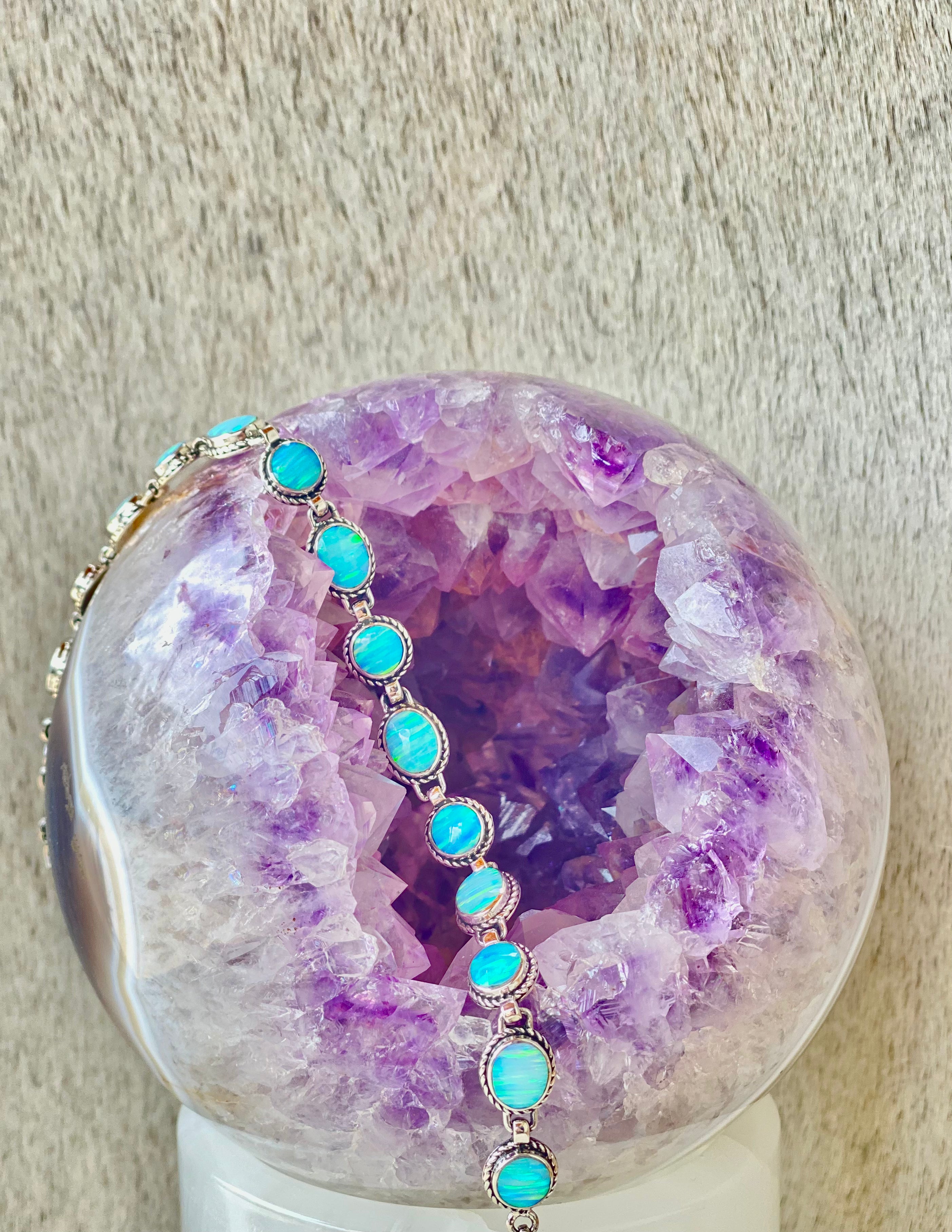 Opal Bracelet for Women - Elegant & Dainty Gemstone Jewelry Gift for Her - Perfect for Weddings, Anniversaries & Special Occasions