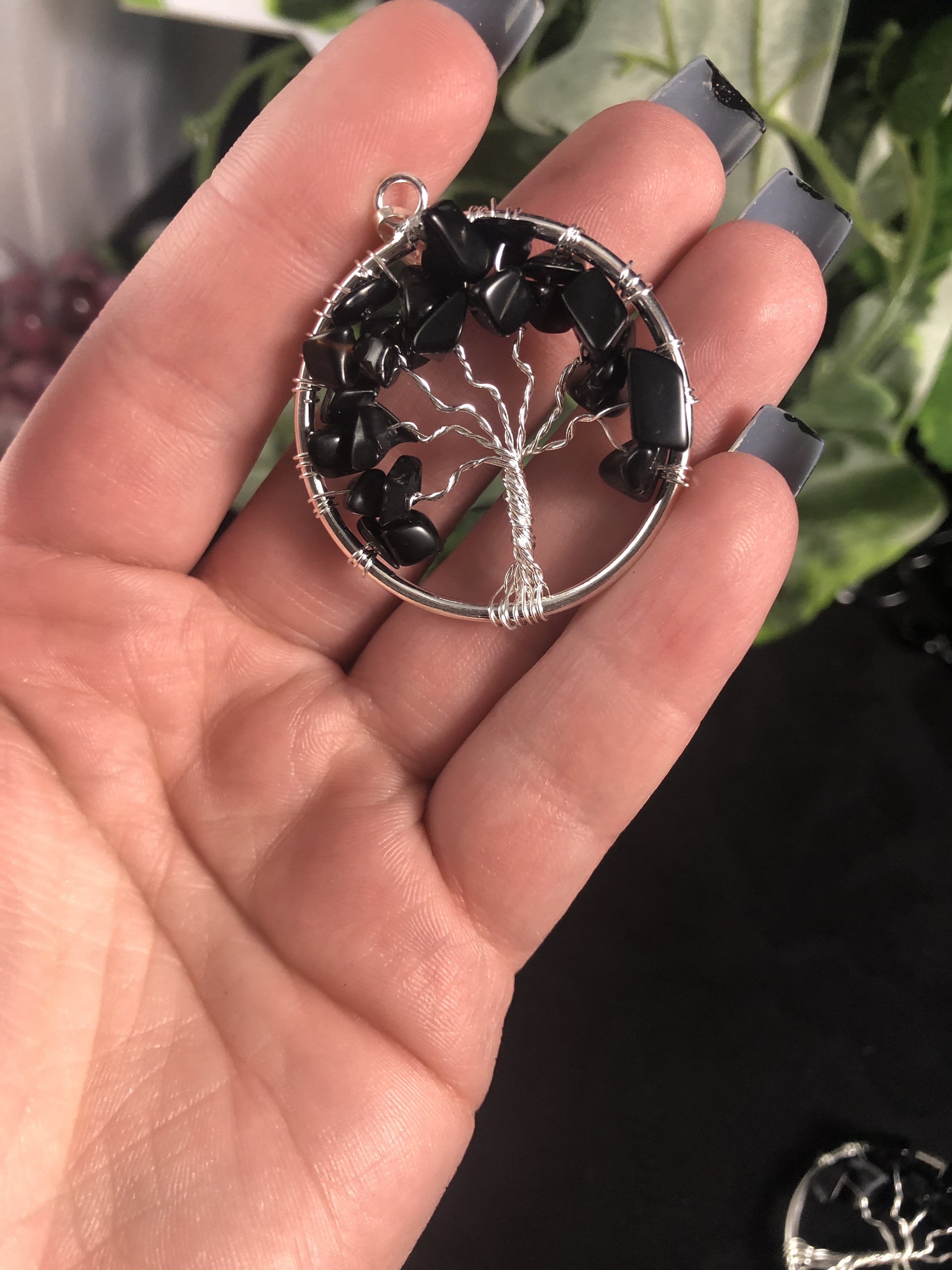 Natural Black Agate Tree of Life Pendant Necklace - Handcrafted Spiritual Jewelry for Women & Men - Perfect for Meditation, Yoga & Gift Giving