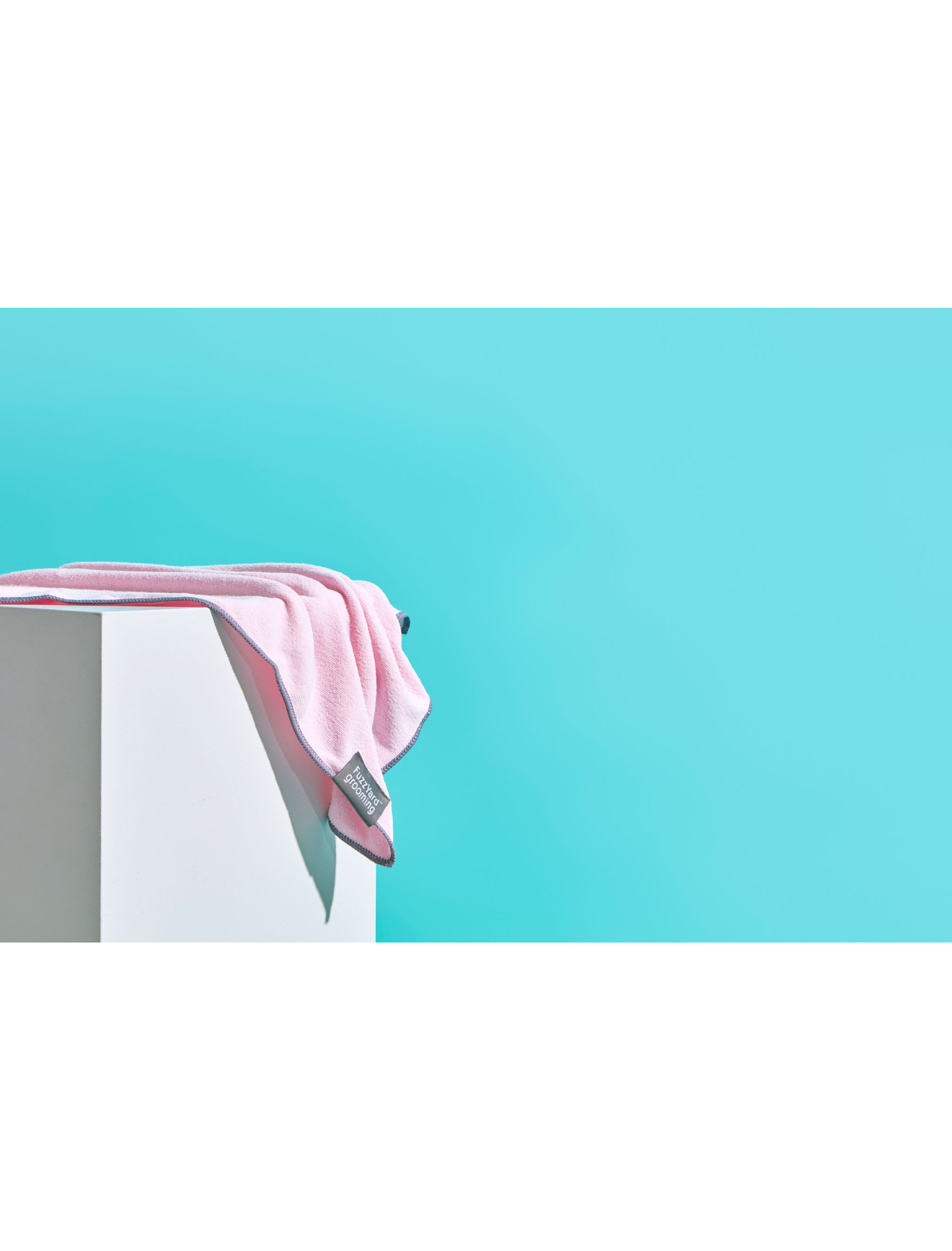 Fuzzyard Microfiber Drying Towel for Dogs & Puppies - Super Absorbent Pet Bath Towel (2 Colors) - Perfect for Grooming, Bath Time & Quick Drying After Swimming