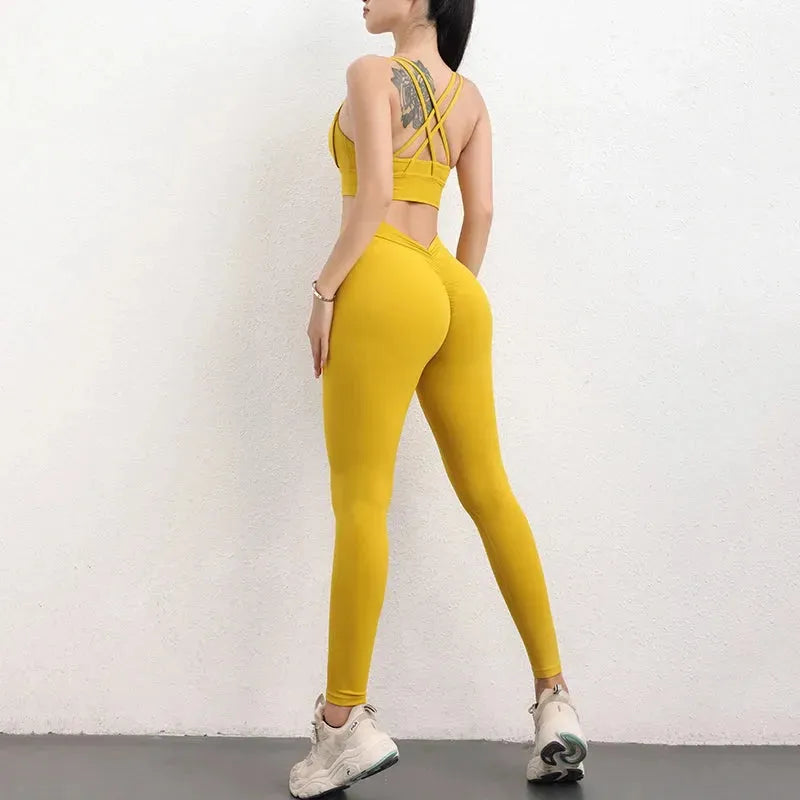 SOISOU Women's Nylon Yoga Set - Gym Tracksuit with Removable Chest Pad & V-Shaped Hip Support - High Waist Workout Leggings & Sports Bra - Perfect for Yoga, Pilates, Gym & Running