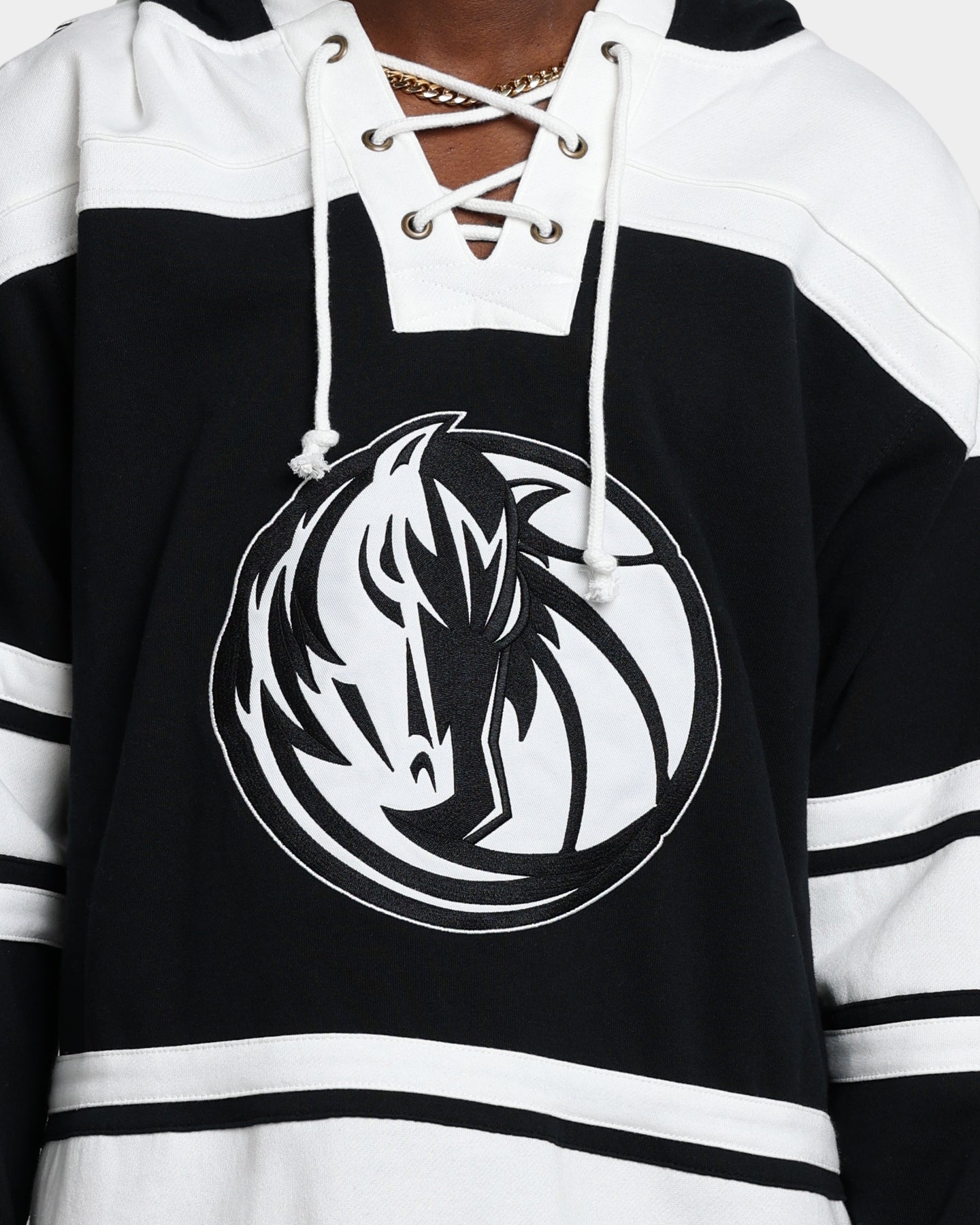 47 Brand Dallas Mavericks Superior Lacer Hoodie - Jet Black NBA Basketball Fan Apparel for Men & Women - Perfect for Game Day, Casual Wear & Sports Events