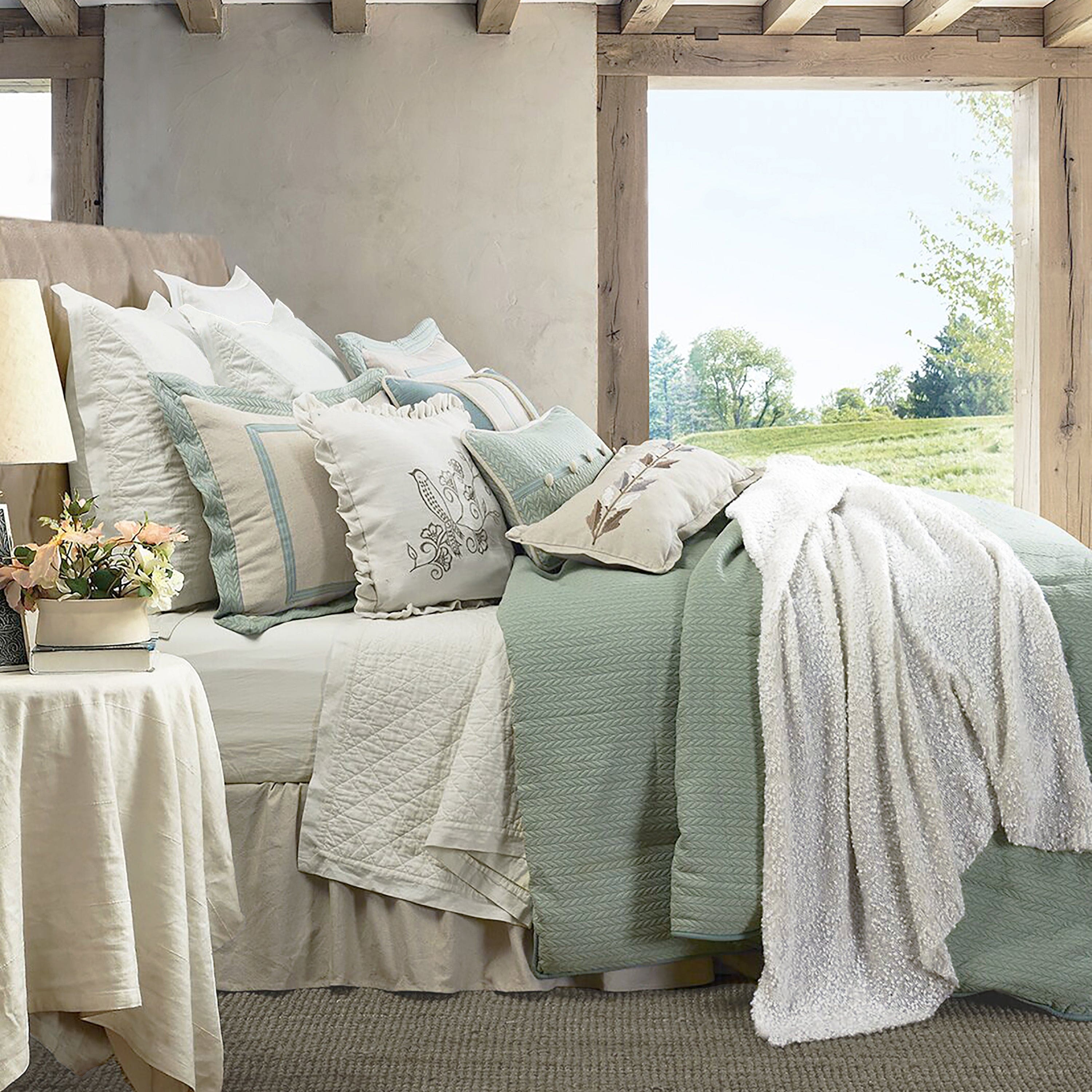 Luxury Belmont Comforter Set - Queen Size Bedding with Soft Microfiber, 8-Piece Set (Comforter, Sheets, Pillowcases) - Perfect for Master Bedroom, Guest Room & Cozy Home Decor