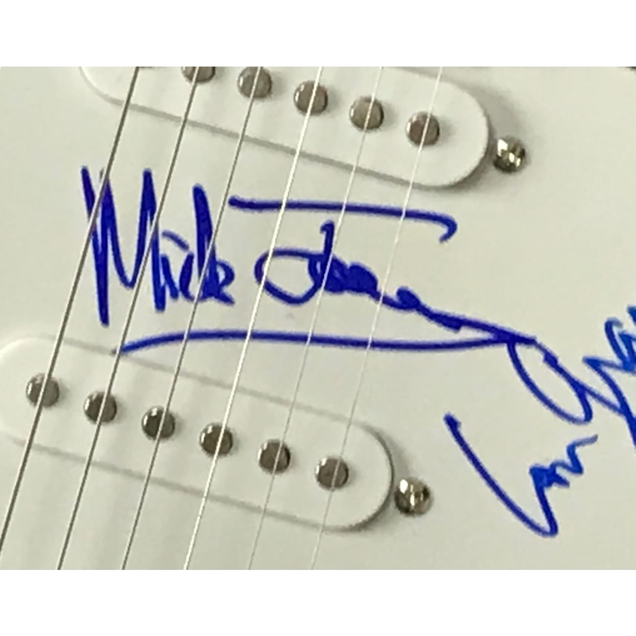Authentic Lou Gramm & Mick Jones Signed Guitar with PSA COA - Rare Collectible for Music Fans, Perfect for Memorabilia Displays & Rock Enthusiast Gifts